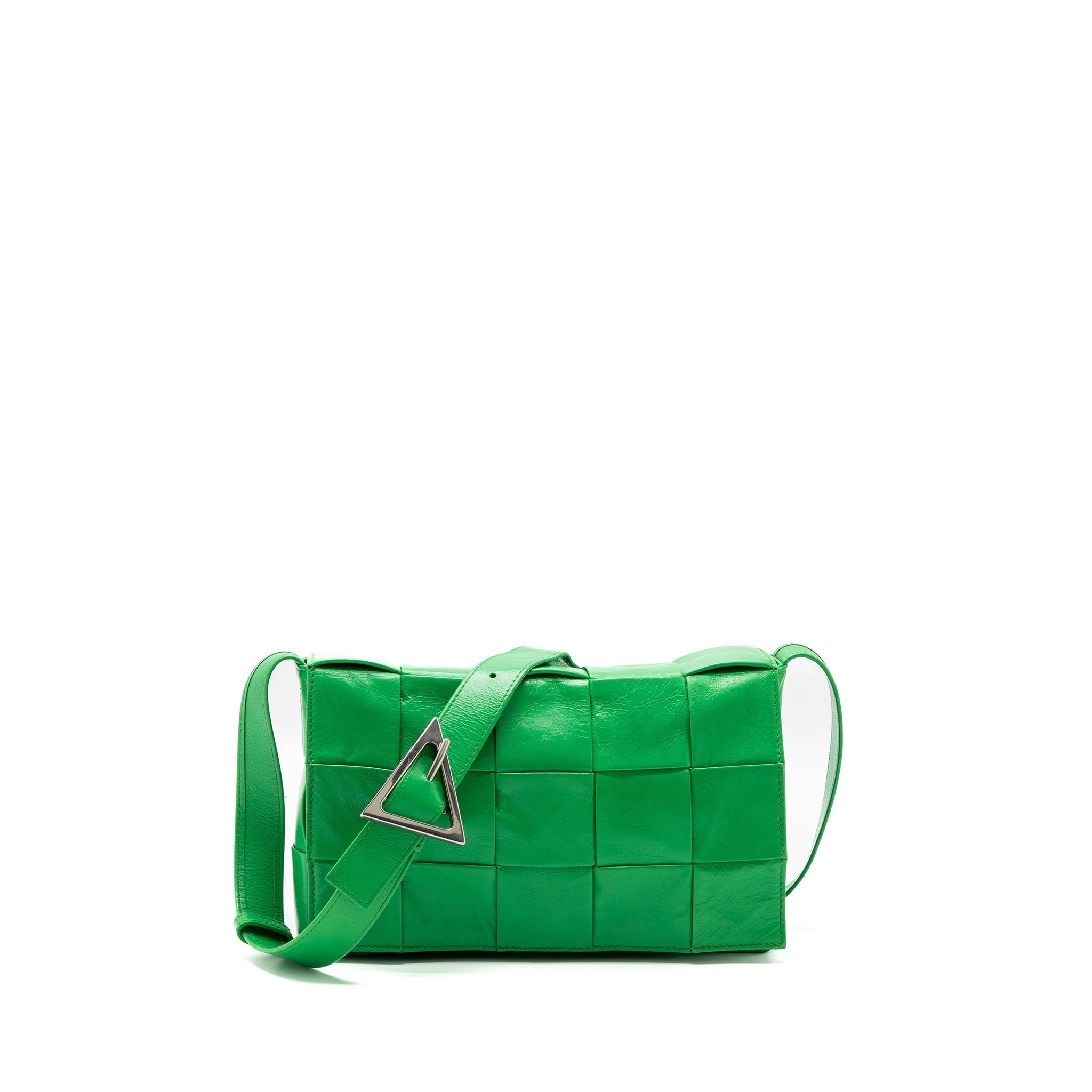 bottega-veneta-cassette-leather-green-shw