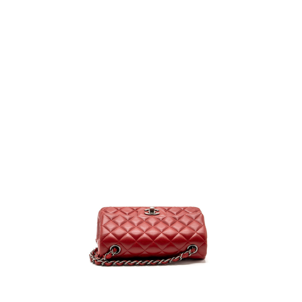 chanel-classic-mini-rectangular-flap-bag-lambskin-red-ruthenium-hardware