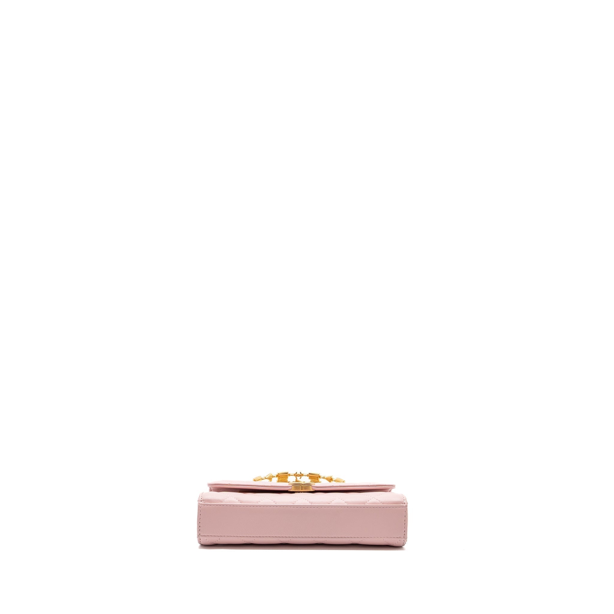 chanel-22b-flap-bag-with-enamel-top-handle-lambskin-light-pink-ghw