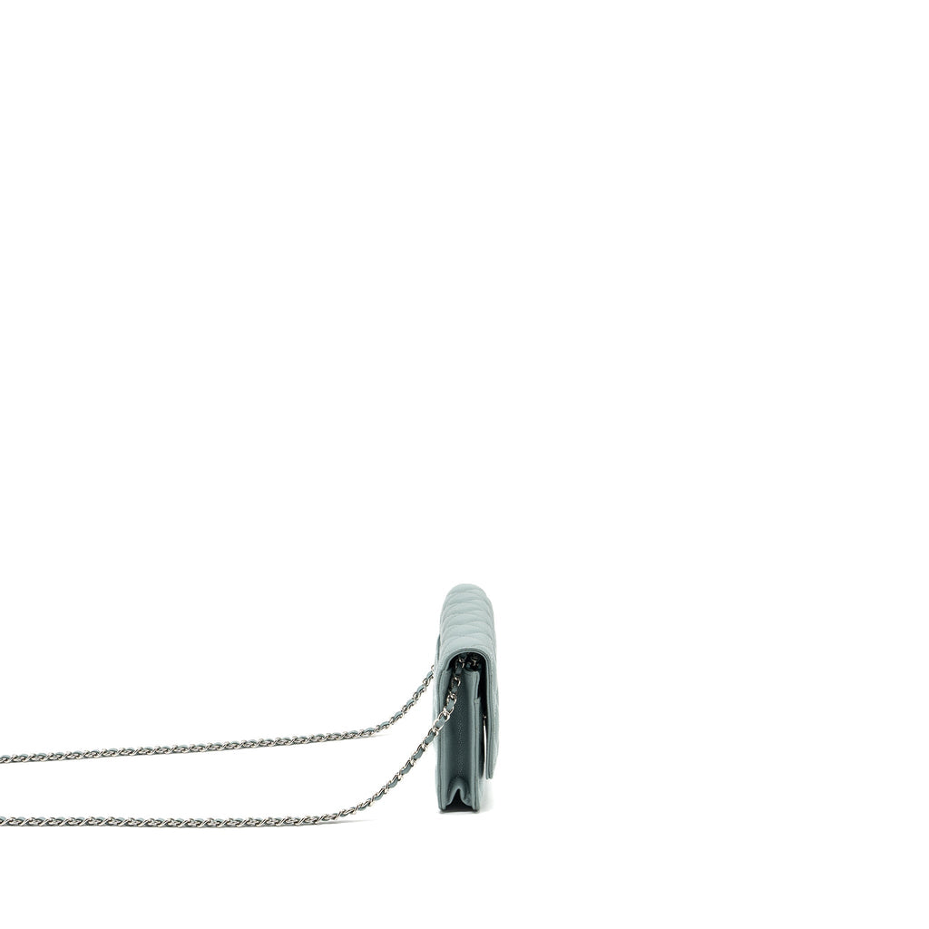 chanel-classic-wallet-on-chain-caviar-light-blue-shw-copy