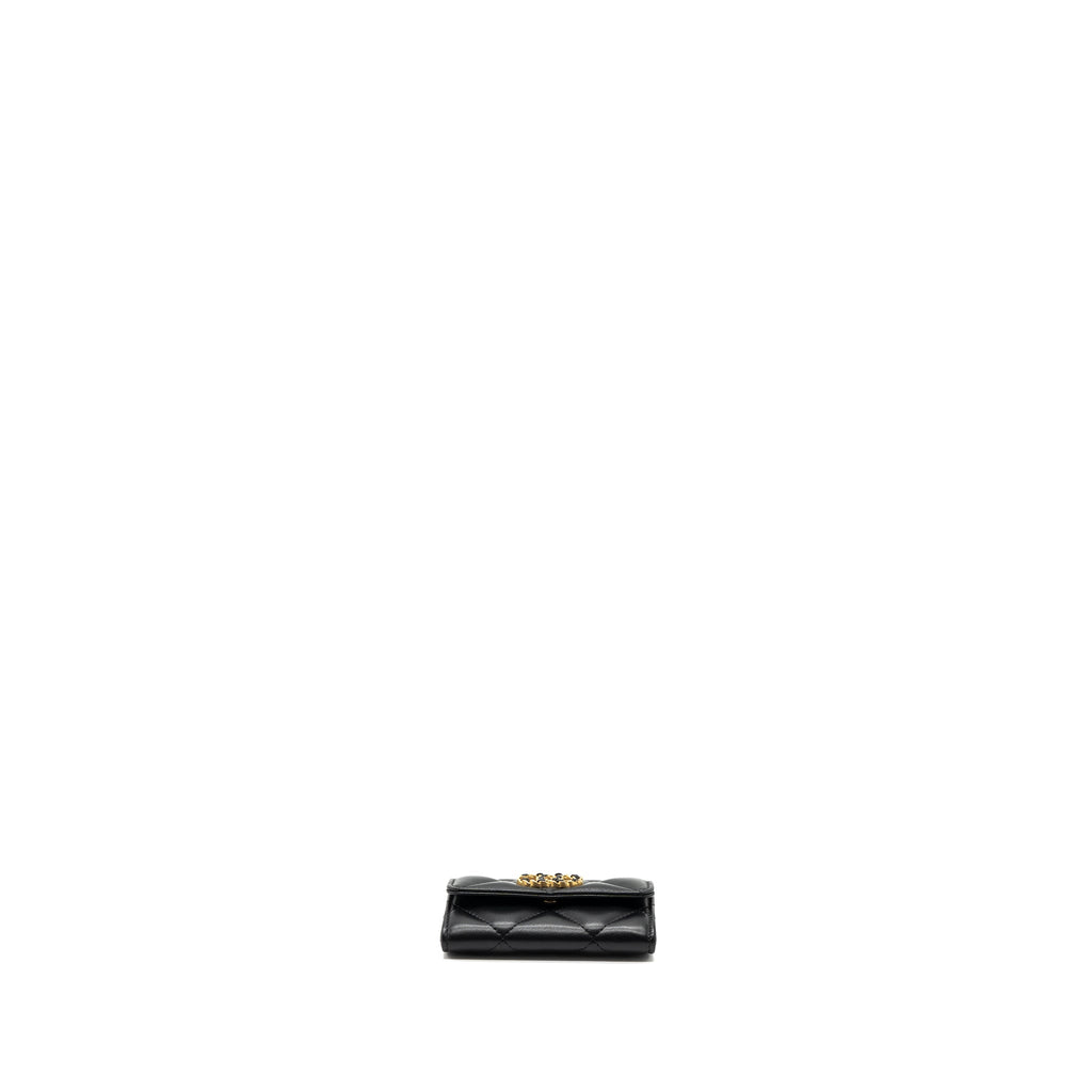 chanel-19-flap-card-holder-lambskin-black-ghw-microchip