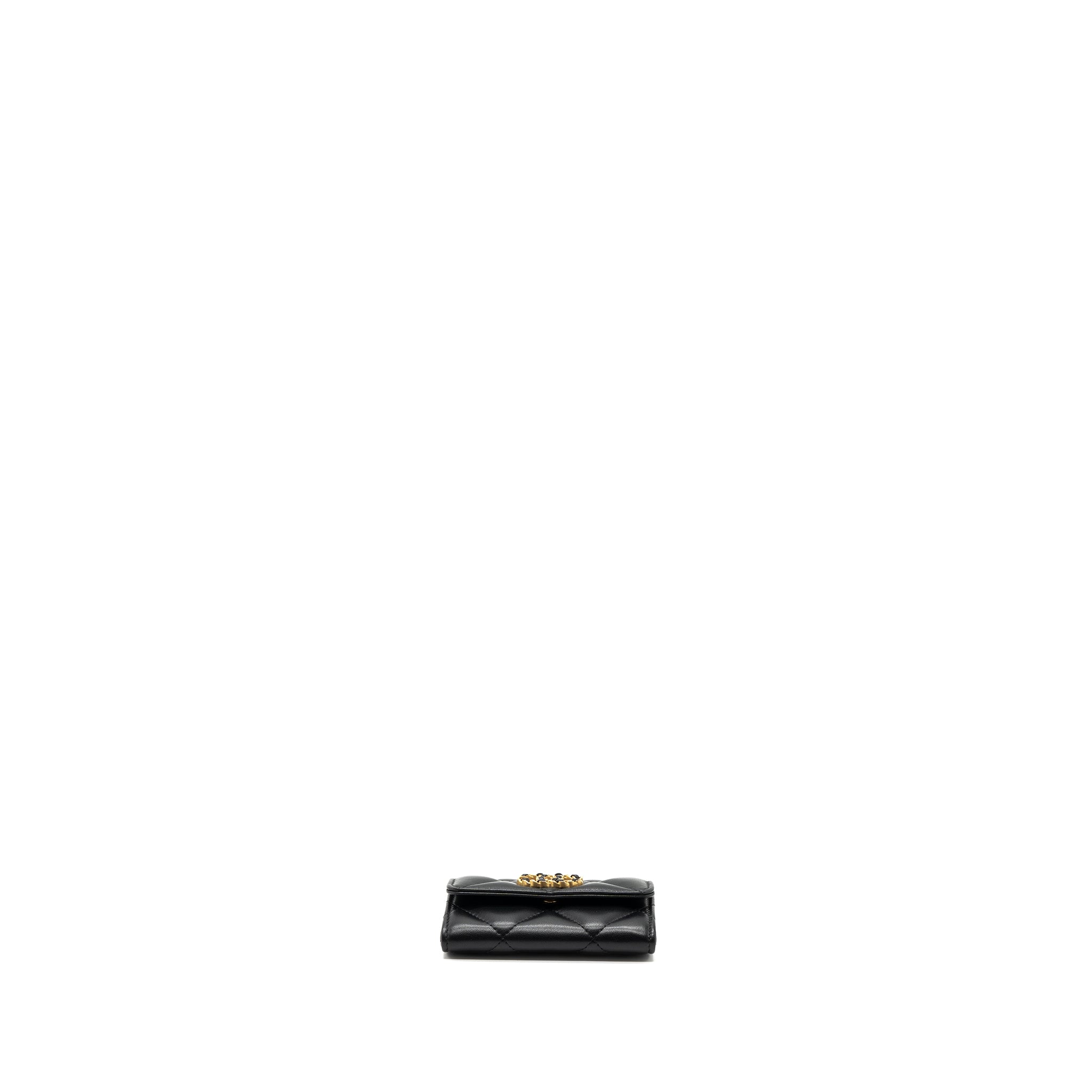 chanel-19-flap-card-holder-lambskin-black-ghw-microchip