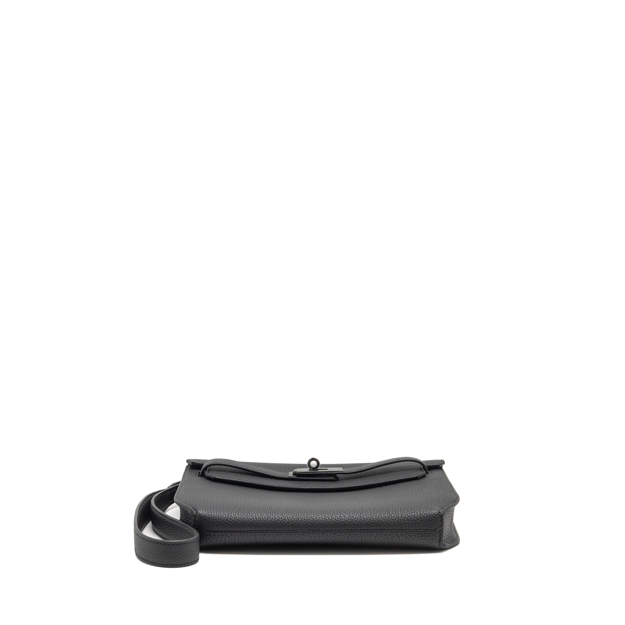 hermes-pochette-kelly-depeches-25-togo-so-black-stamp-b