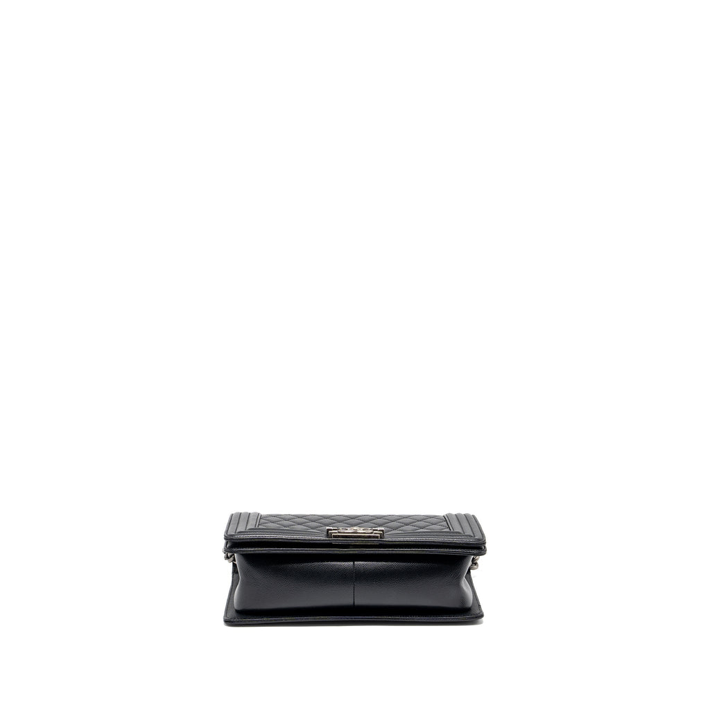 chanel-medium-boy-bag-caviar-black-ruthenium-shw