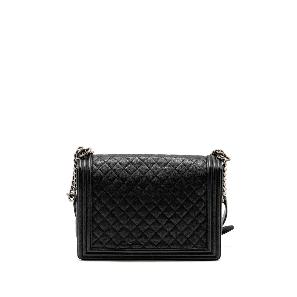 chanel-boy-bag-black