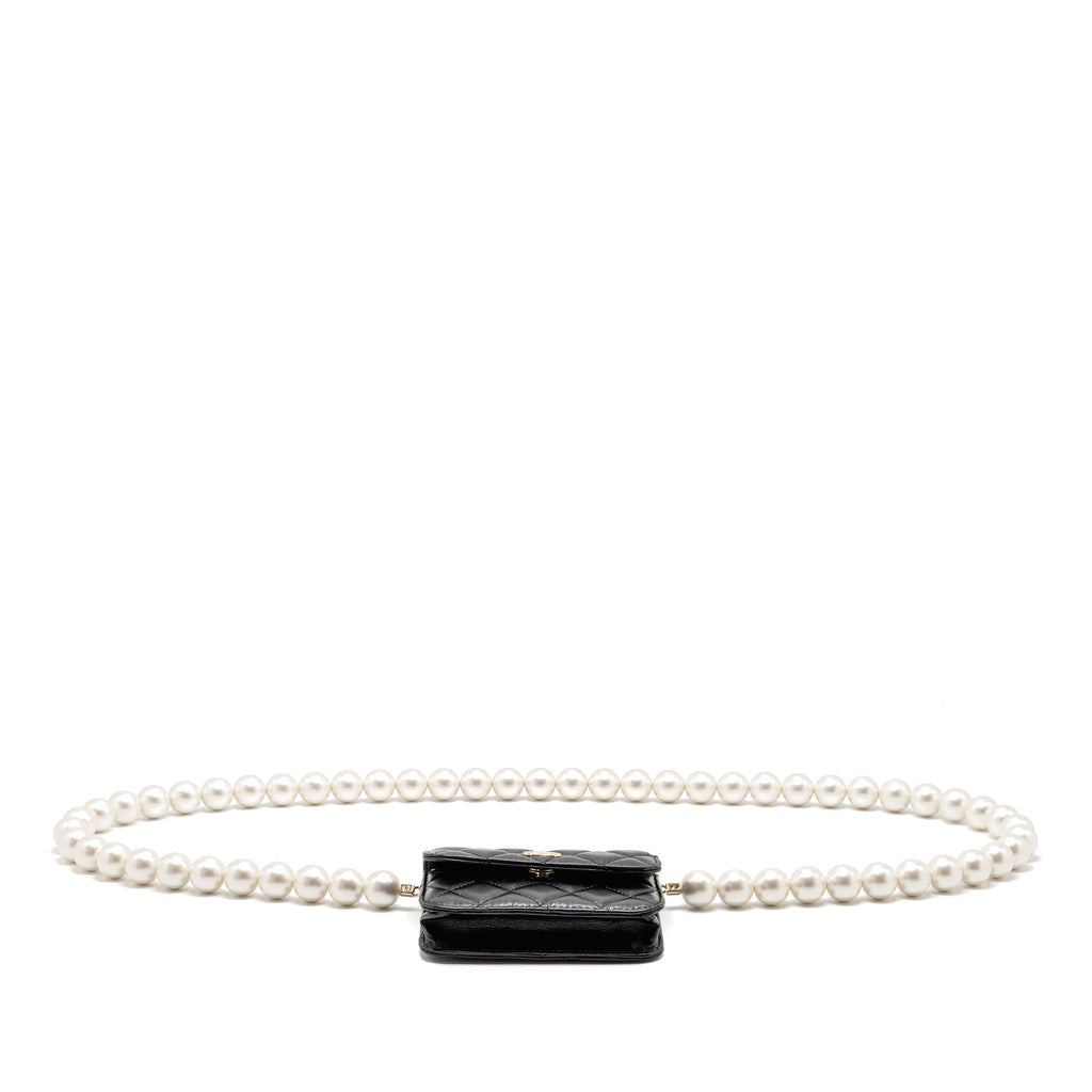 chanel-maxi-pearl-clutch-with-chain-lambskin-black-lghw