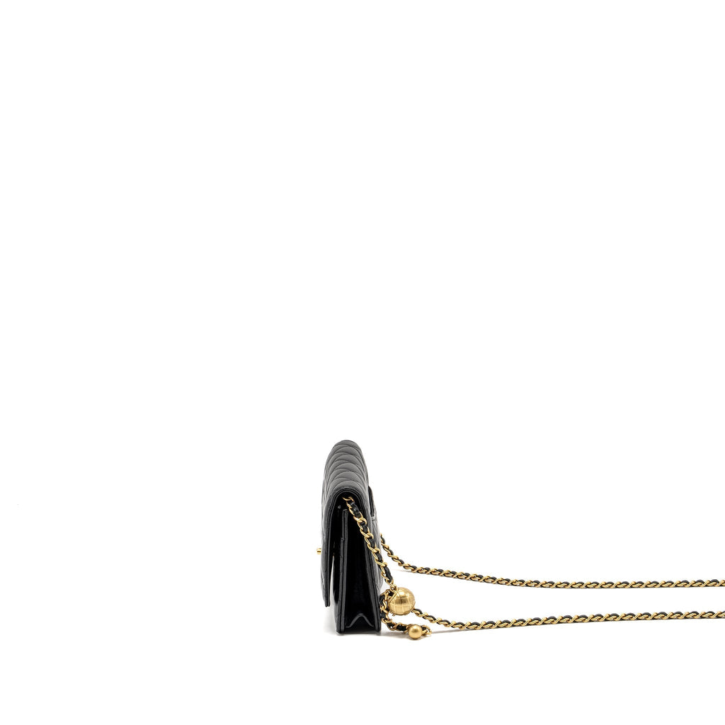 chanel-pearl-crush-wallet-on-chain-lambskin-black-ghw-microchip-copy-1