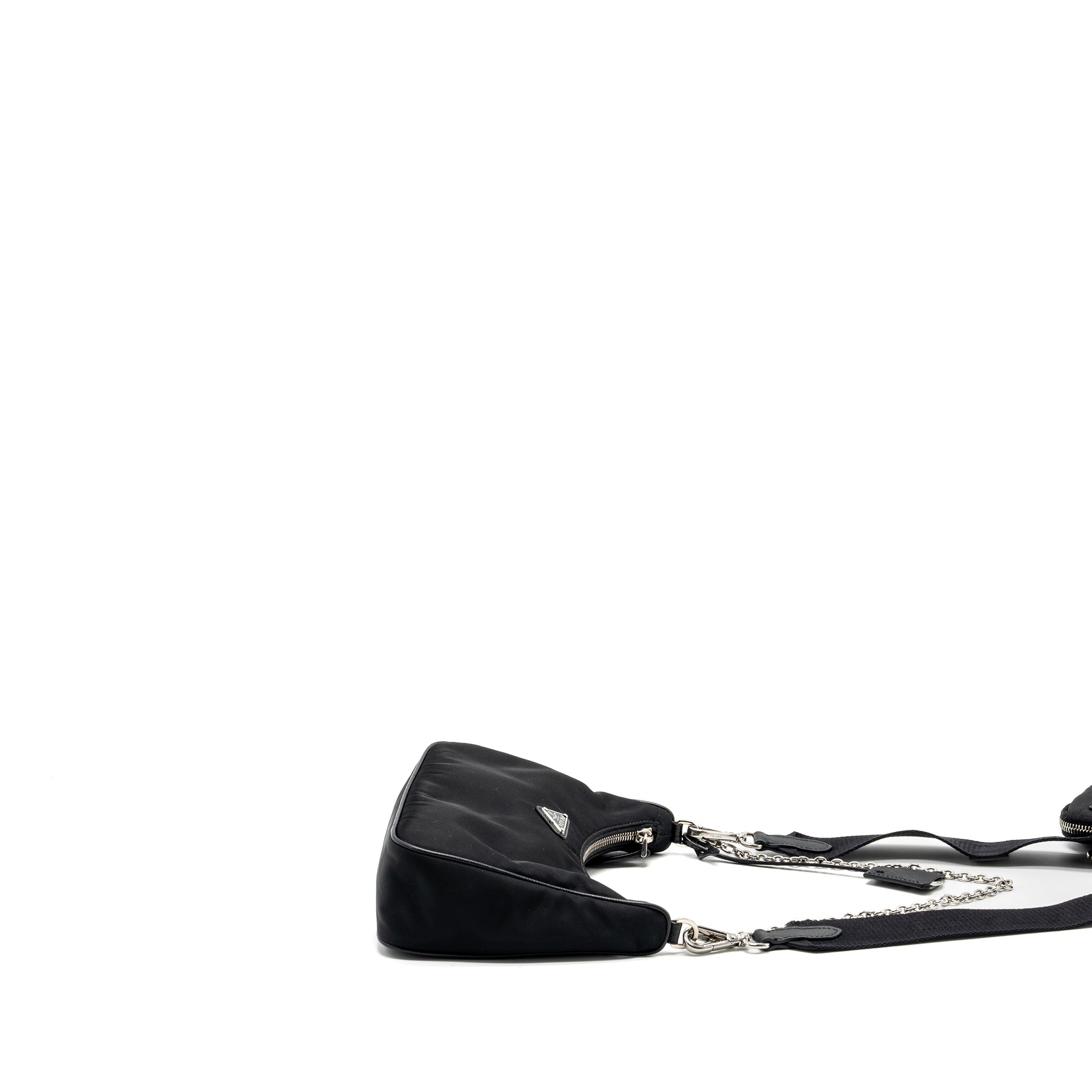 prada-reedition-2005-re-nylon-black-shw