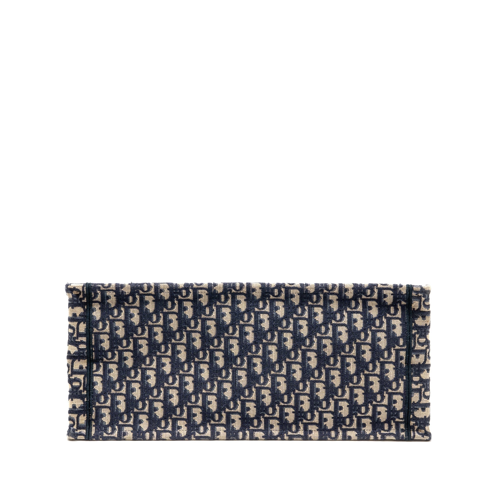 dior-large-book-tote-oblique-embroidery-ecru-blue-copy