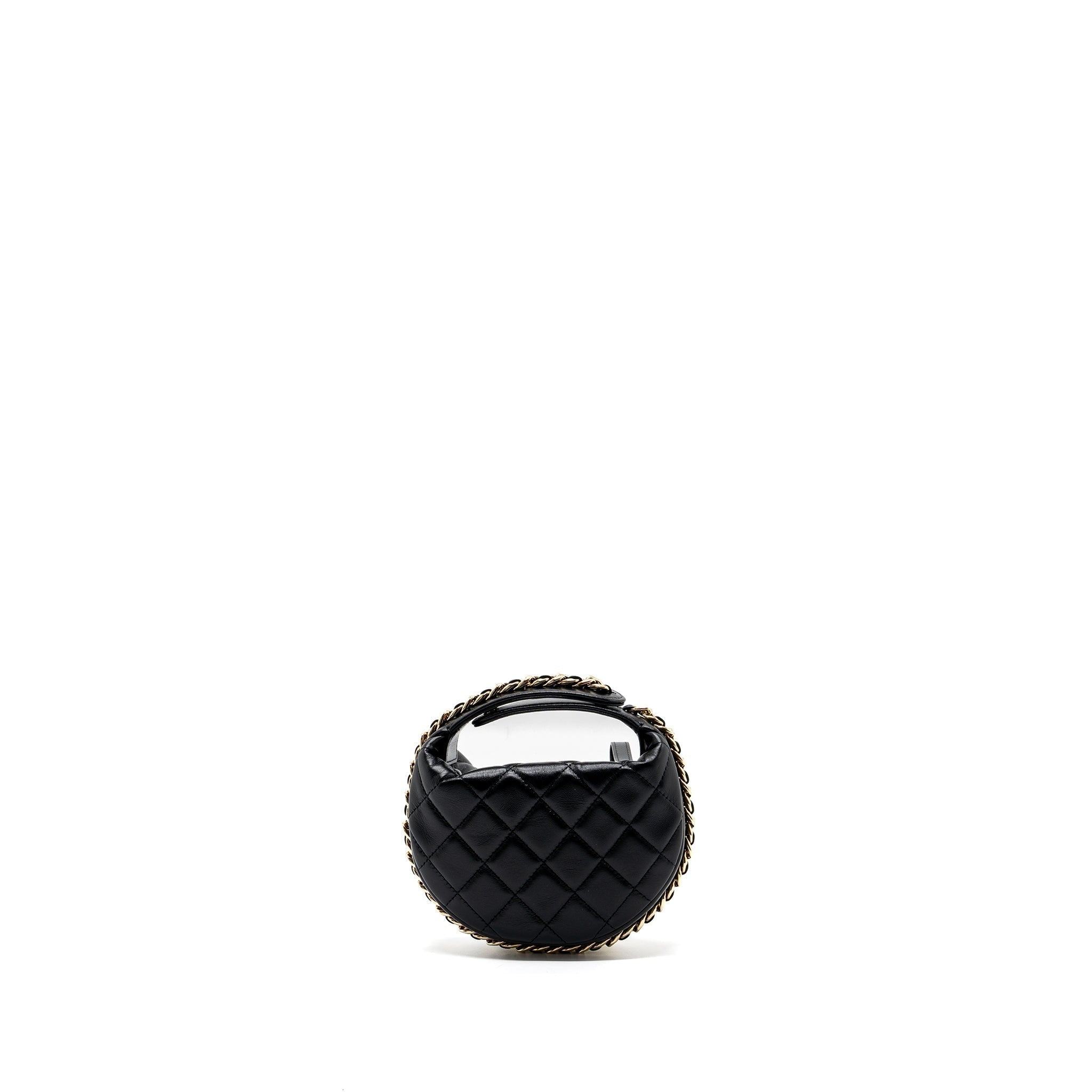 chanel-23c-round-clutch-lambskin-black-ghw-microchip
