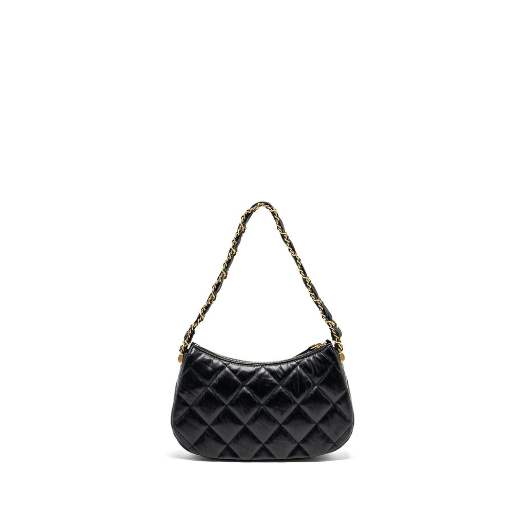 chanel-23k-19-hobo-bag-calfskin-black-ghwmicrochip