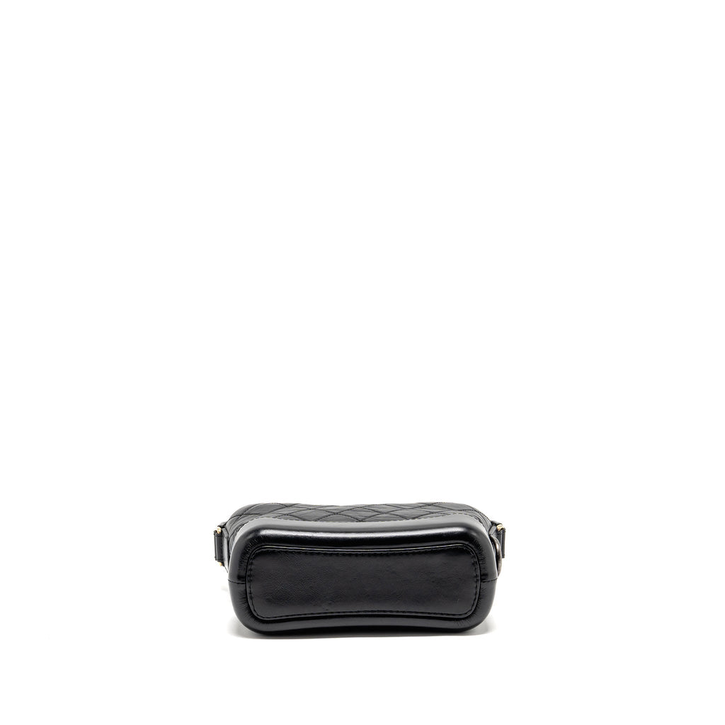chanel-small-gabrielle-hobo-bag-calfskin-black-multicolour-hardware-4