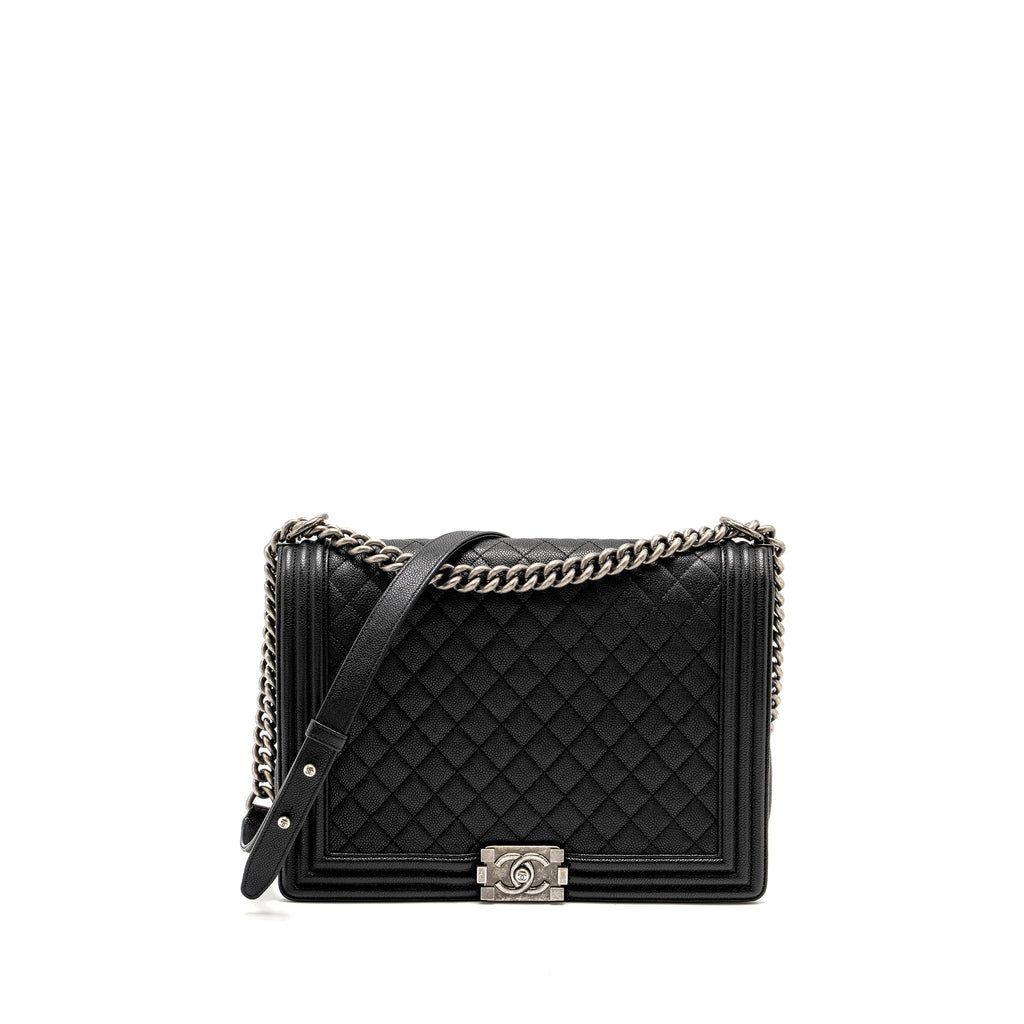 chanel-boy-bag-black