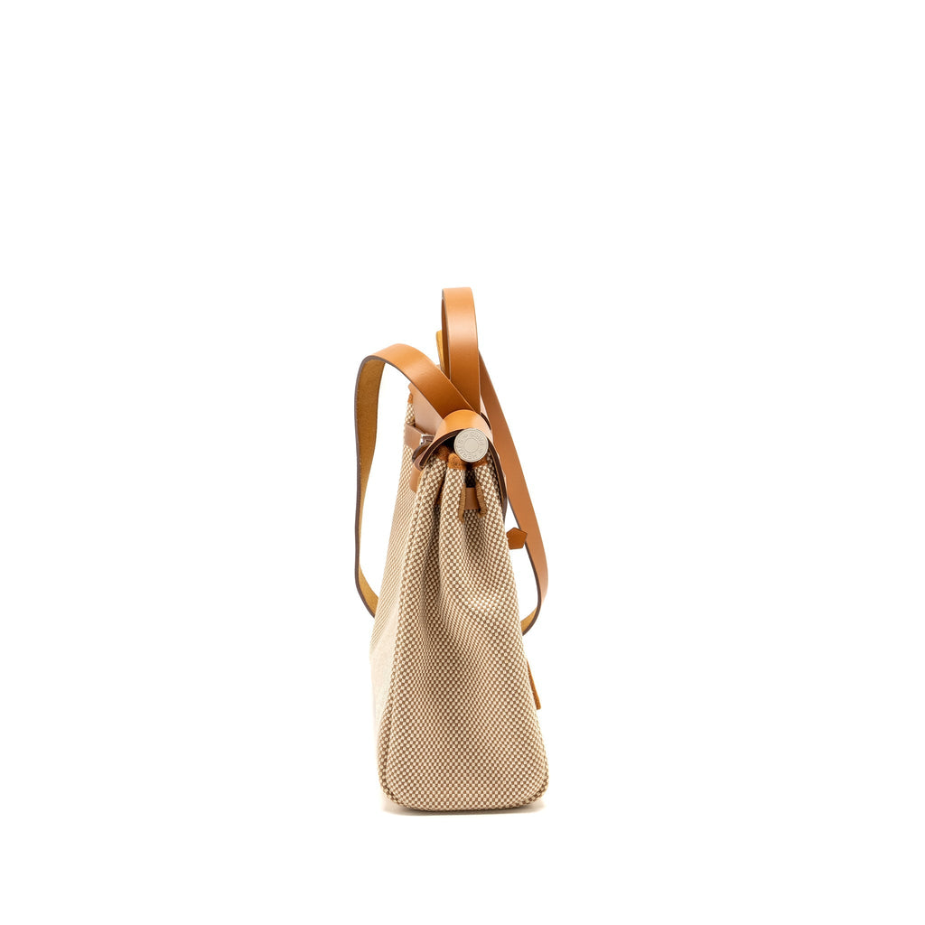 hermes-herbag-31-zip-bag-canvas-hunter-ecru-beige-natural-sable-shw-stamp-y-copy