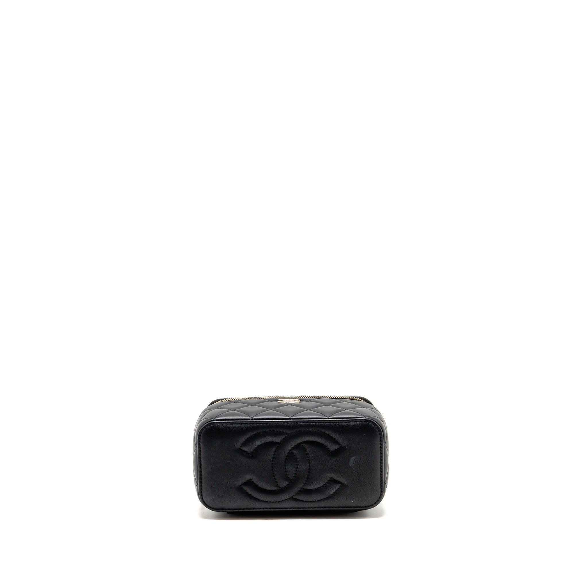 chanel-top-handle-long-vanity-case-with-chain-lambskin-black-lghwmicrochip
