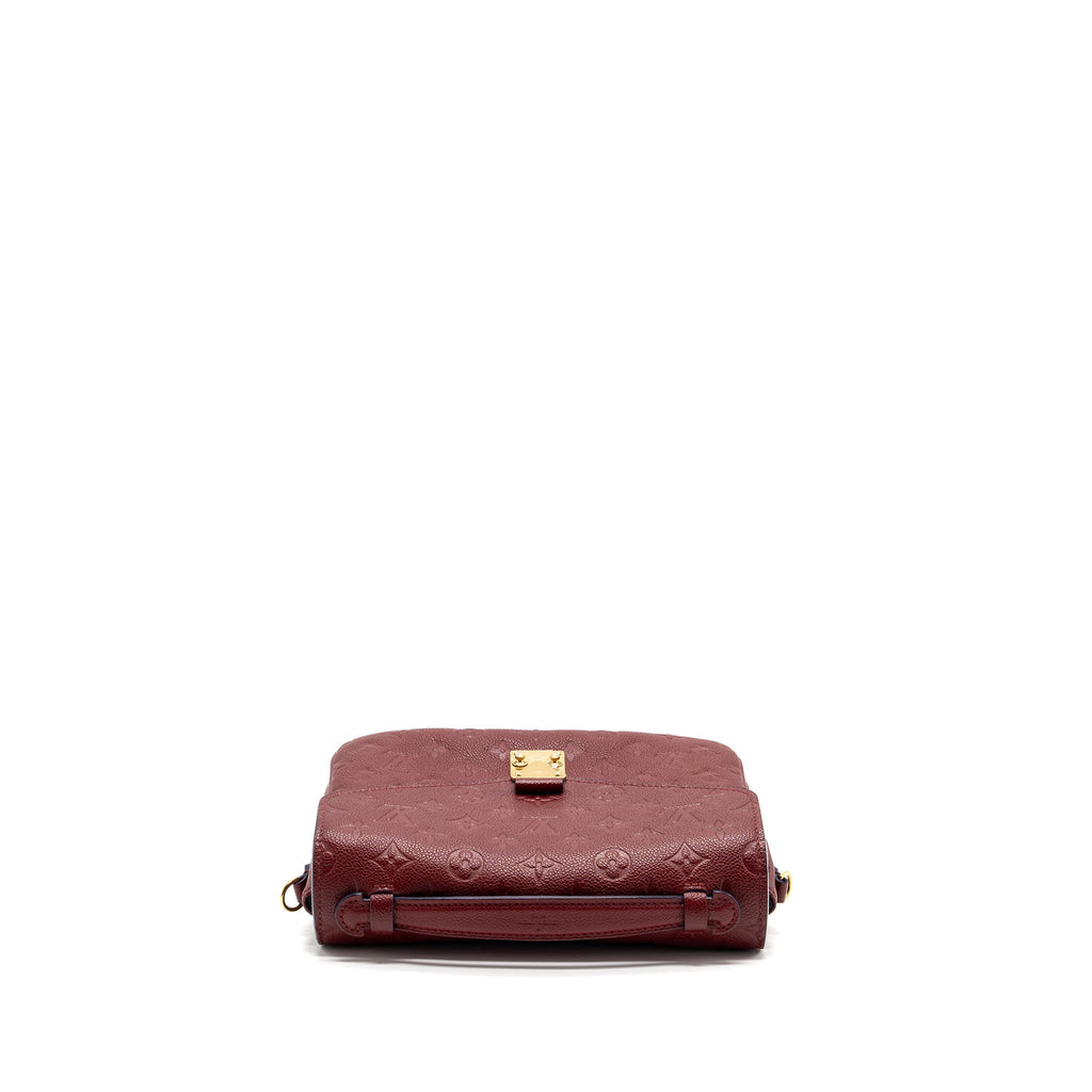 louis-vuitton-pochette-metis-monogram-empreinte-red-ghw
