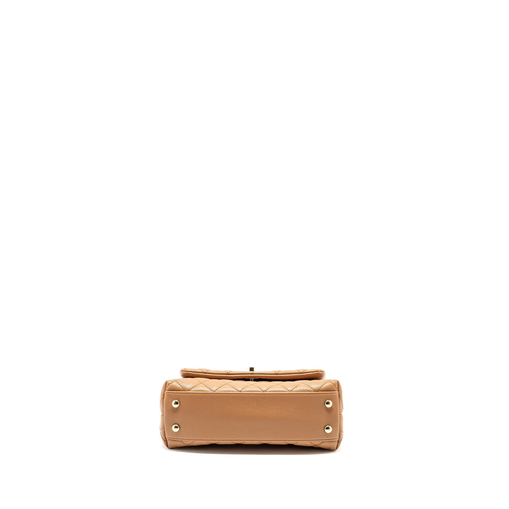 chanel-21p-small-coco-handle-caviar-caramel-lghw-1