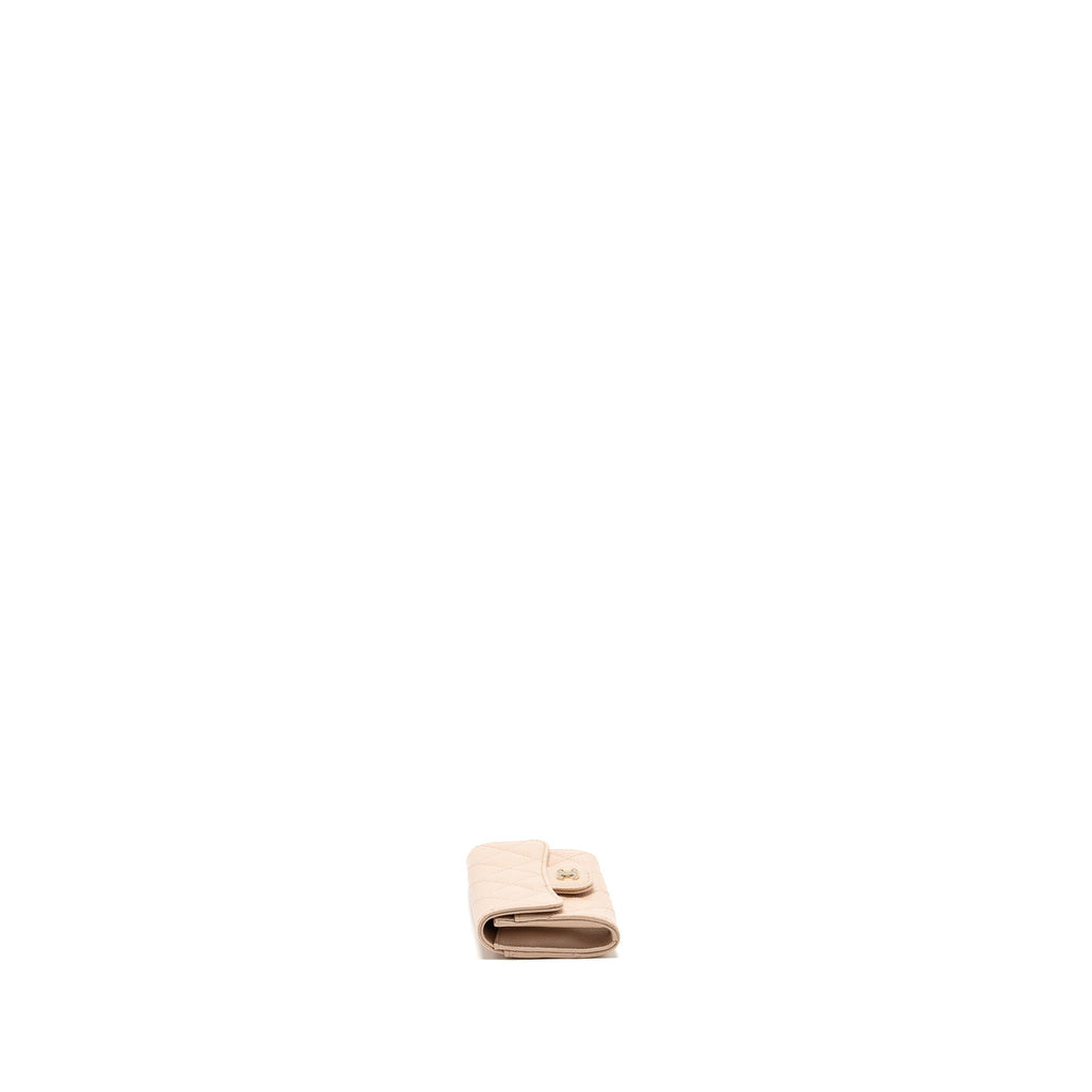 chanel-classic-flap-card-holder-caviar-light-beige-lghw