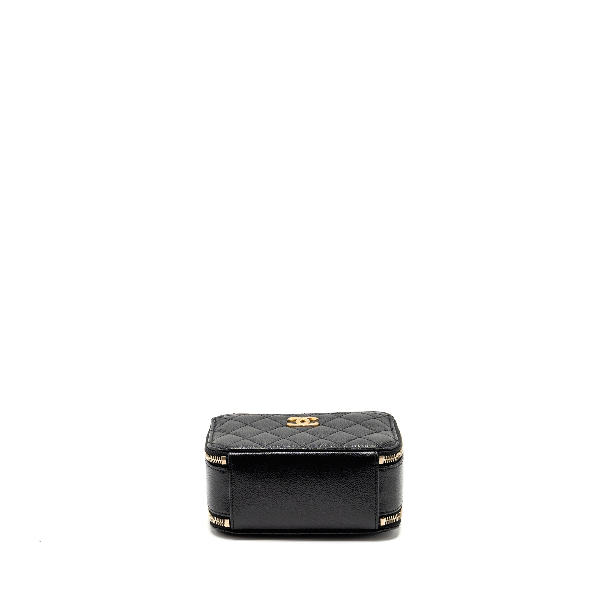 chanel-logo-detailed-handle-mini-pick-me-up-vanity-case-caviar-black-ghw-microchip