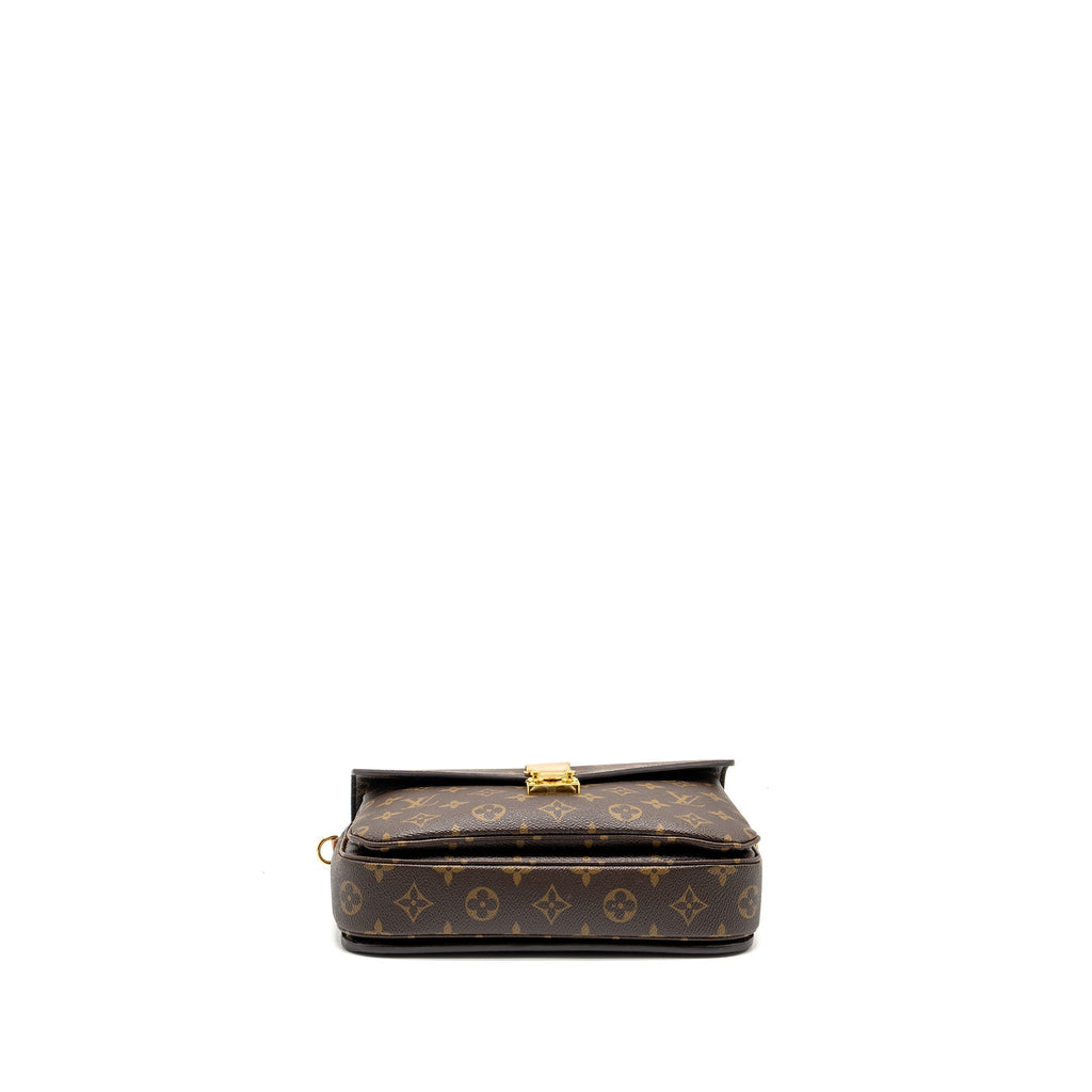 louis-vuitton-pochette-metis-monogram-canvas-ghw-26