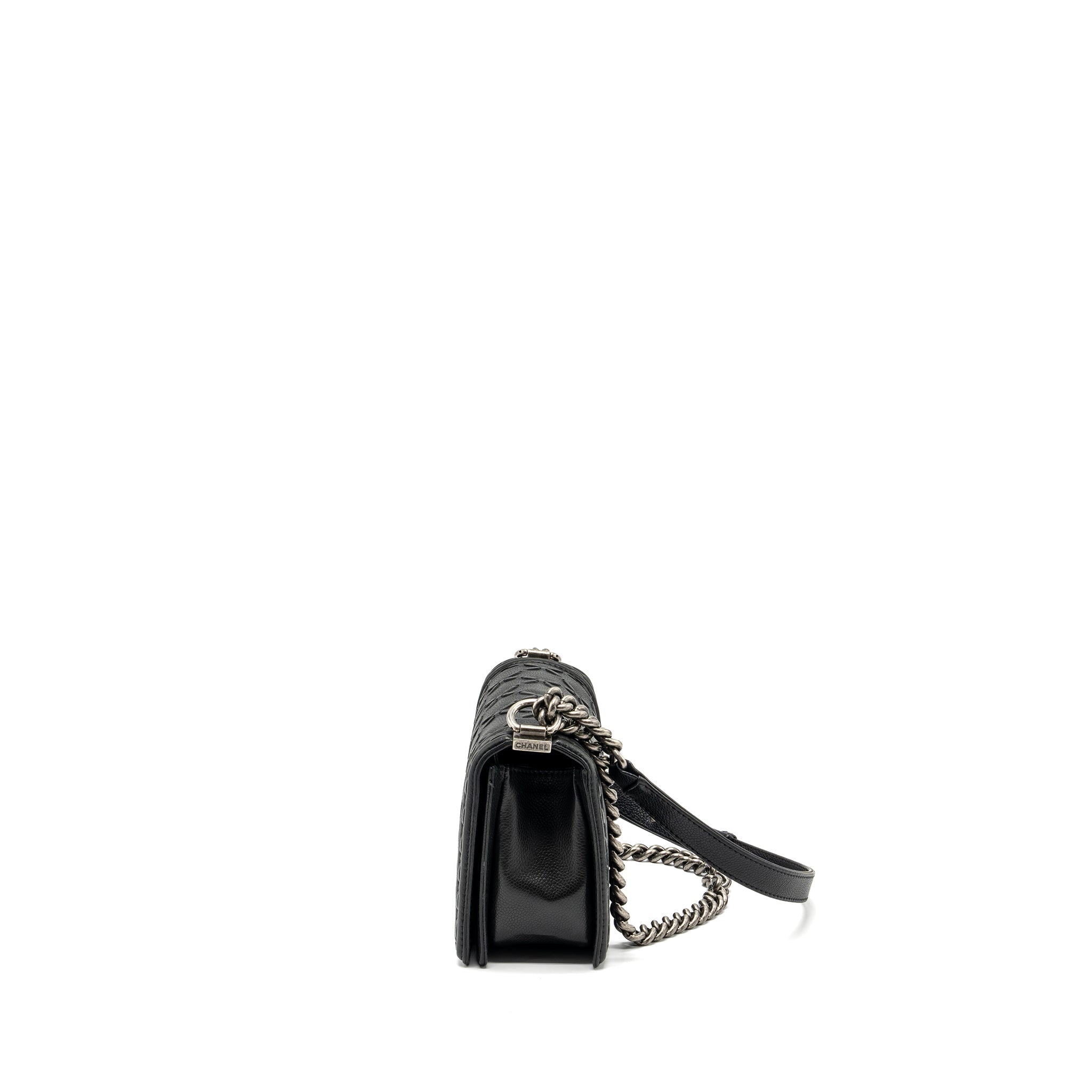 chanel-medium-boy-bag-limited-quilted-caviar-black-ruthenium-hardware