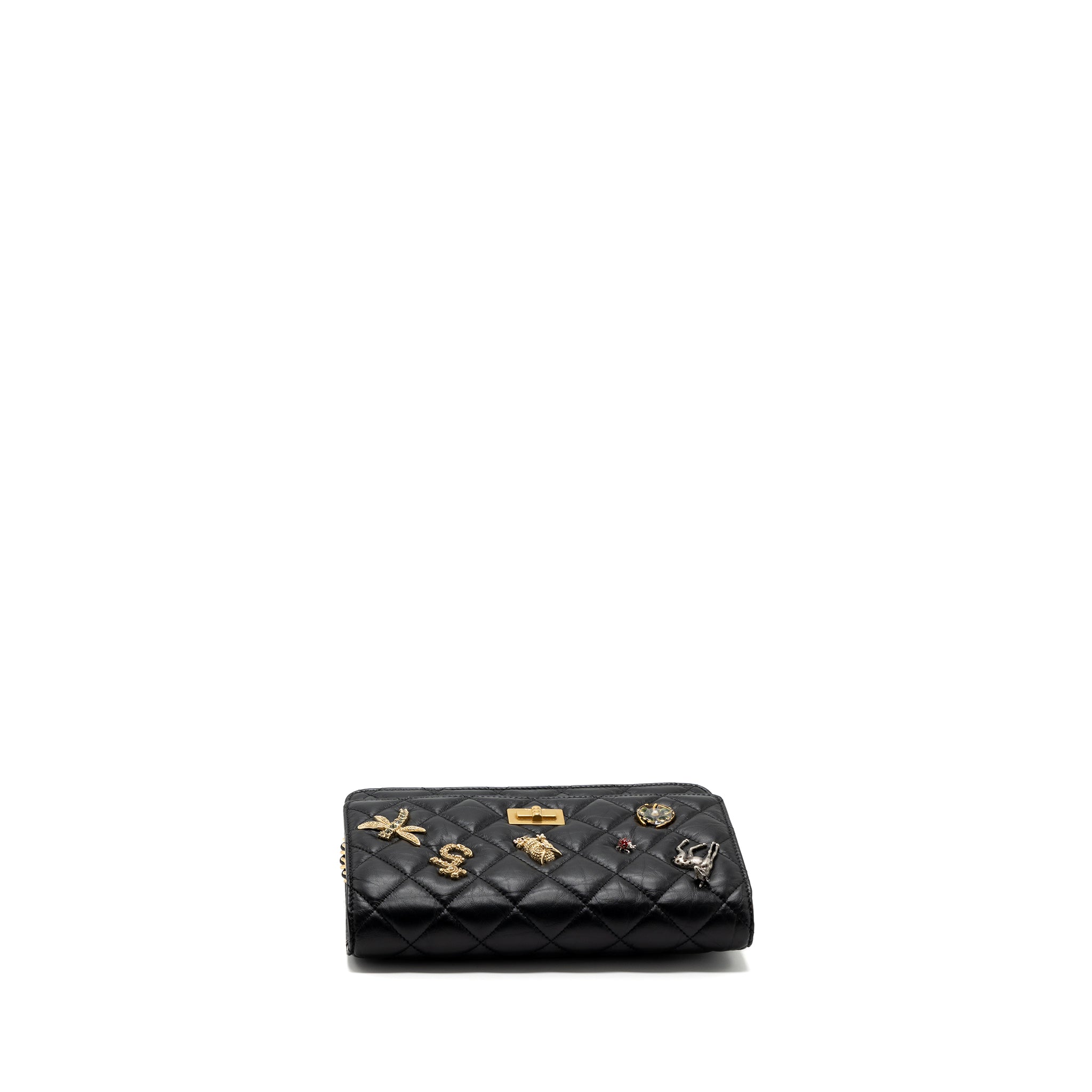 chanel-2-55-reissue-lucky-charms-wallet-on-chain-aged-calfskin-black-ghw