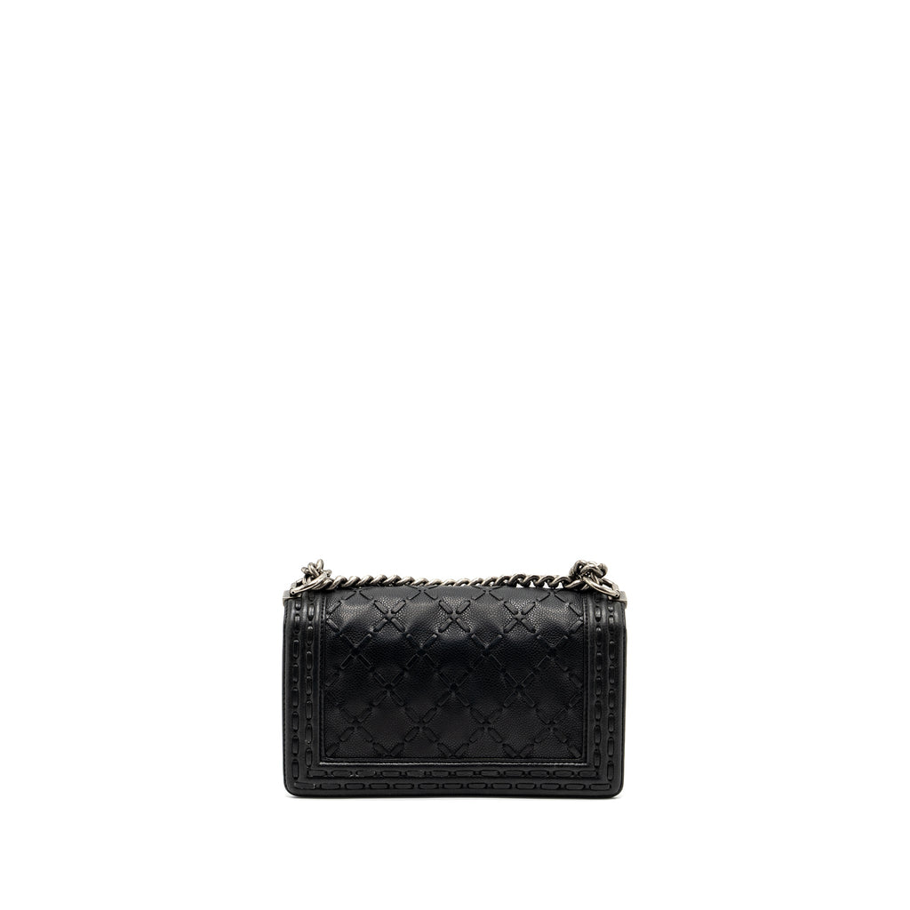 chanel-medium-boy-bag-limited-quilted-caviar-black-ruthenium-hardware