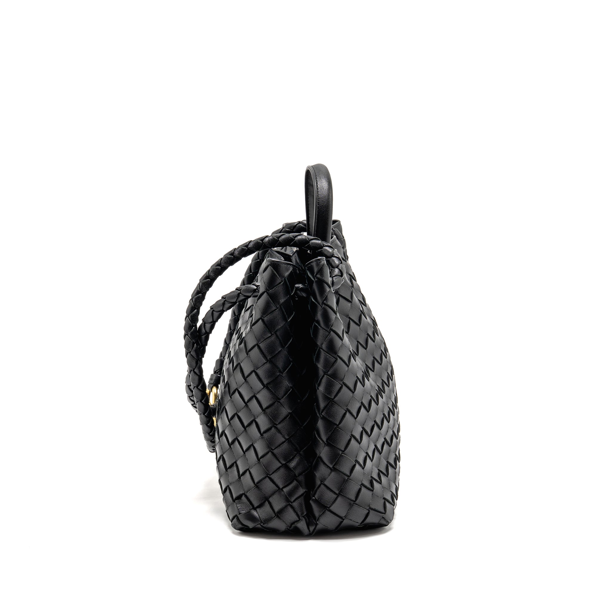 bottega-veneta-medium-andiamo-lambskin-black-ghw