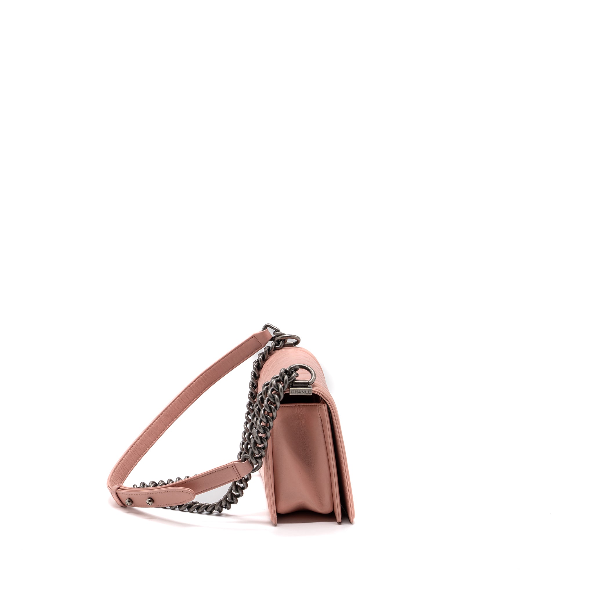 chanel-medium-boy-bag-lambskin-light-pink-ruthenium-hardware