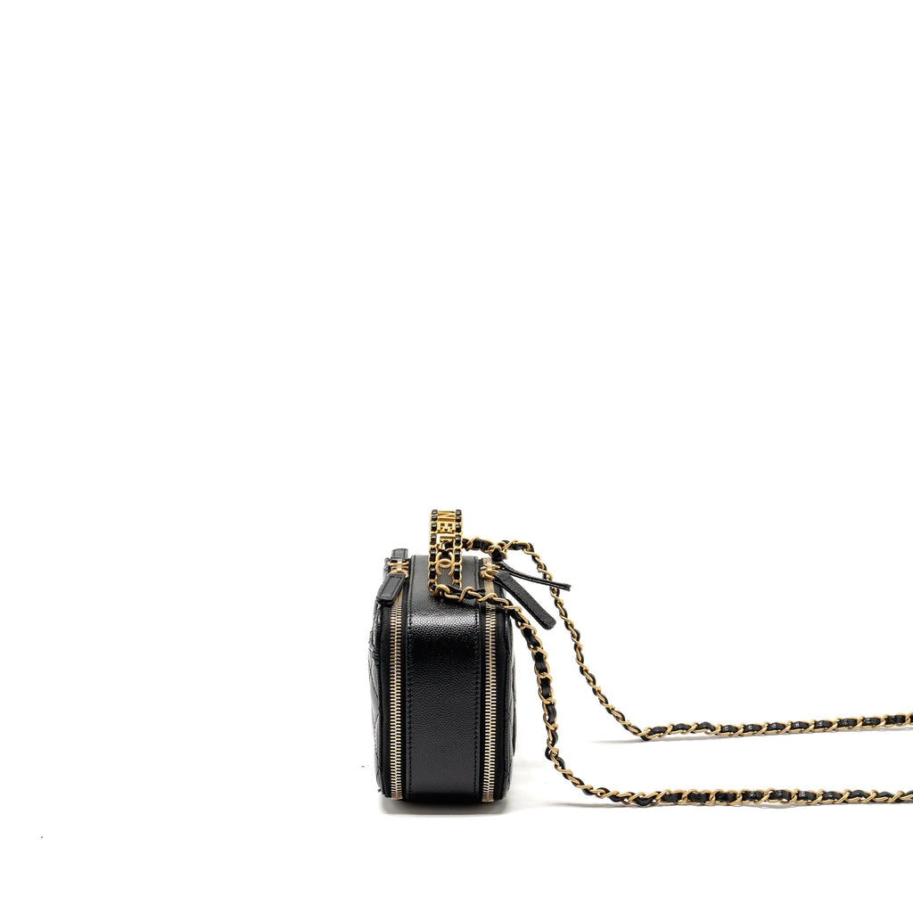 chanel-logo-detailed-handle-mini-pick-me-up-vanity-case-caviar-black-ghw-microchip