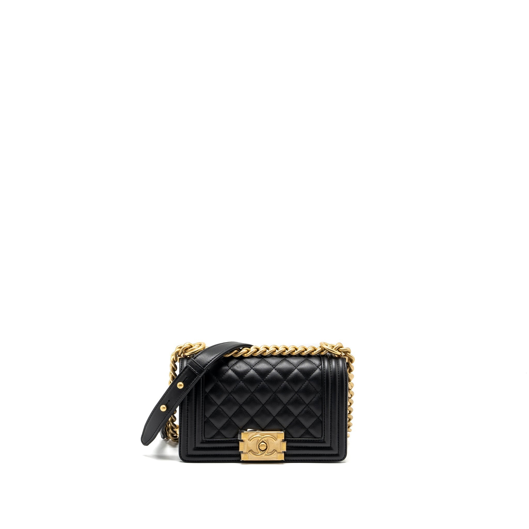chanel-small-boy-bag-smooth-calfskin-black-ghwmicrochip