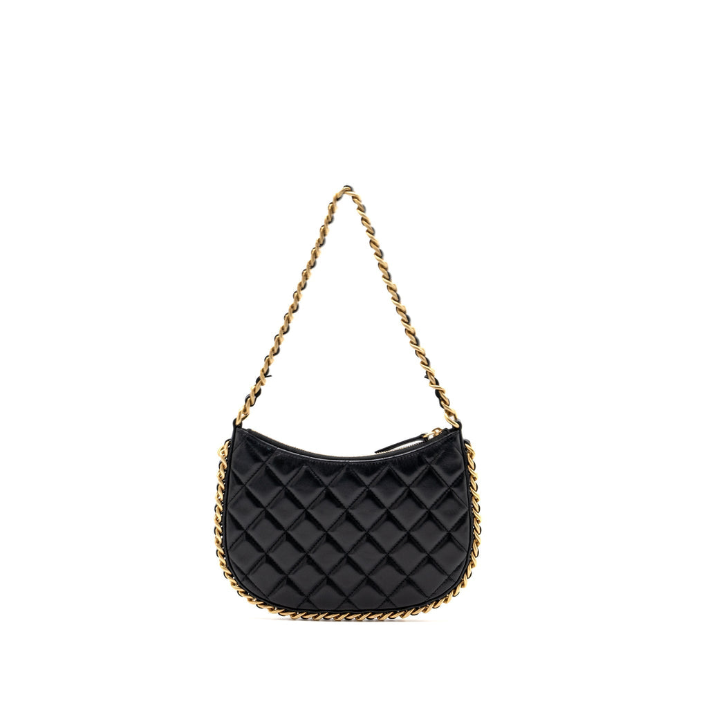 chanel-hobo-shoulder-bag-lambskin-black-ghwmicrochip