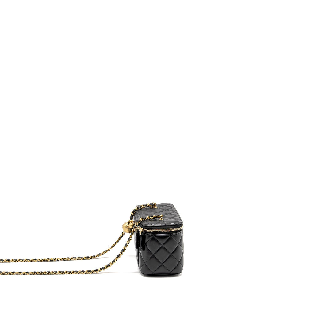 chanel-pearl-crush-long-vanity-case-lambskin-black-ghw-microchip-copy-1