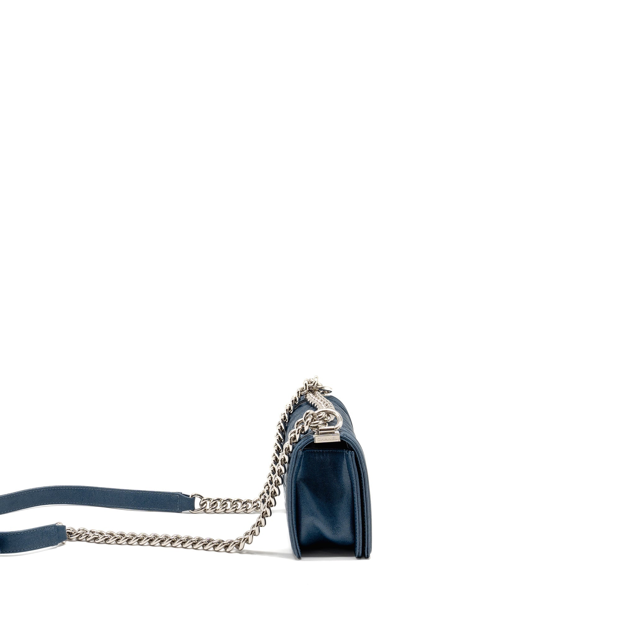 chanel-small-boy-bag-caviar-navy-shw