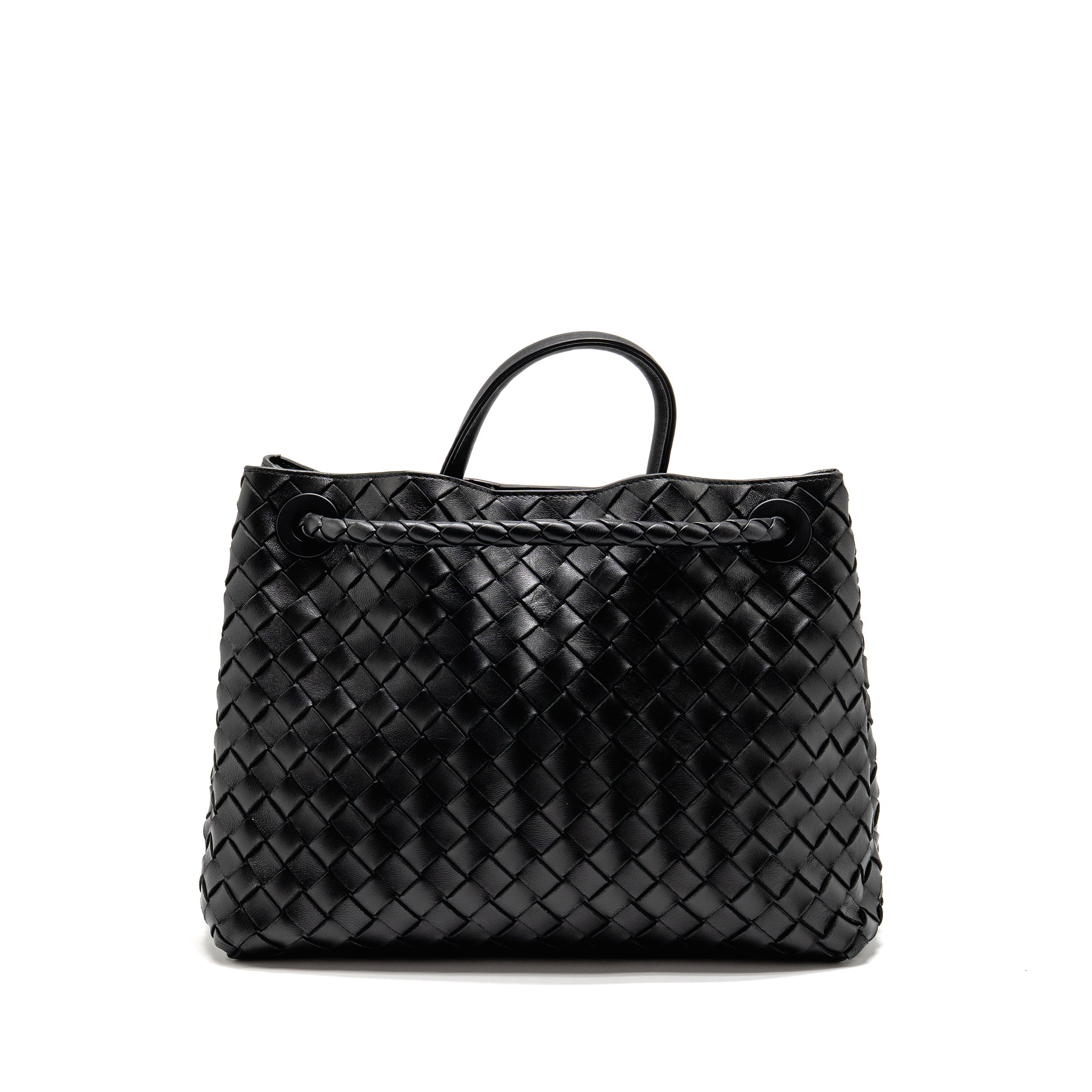 bottega-veneta-medium-andiamo-lambskin-black-ghw