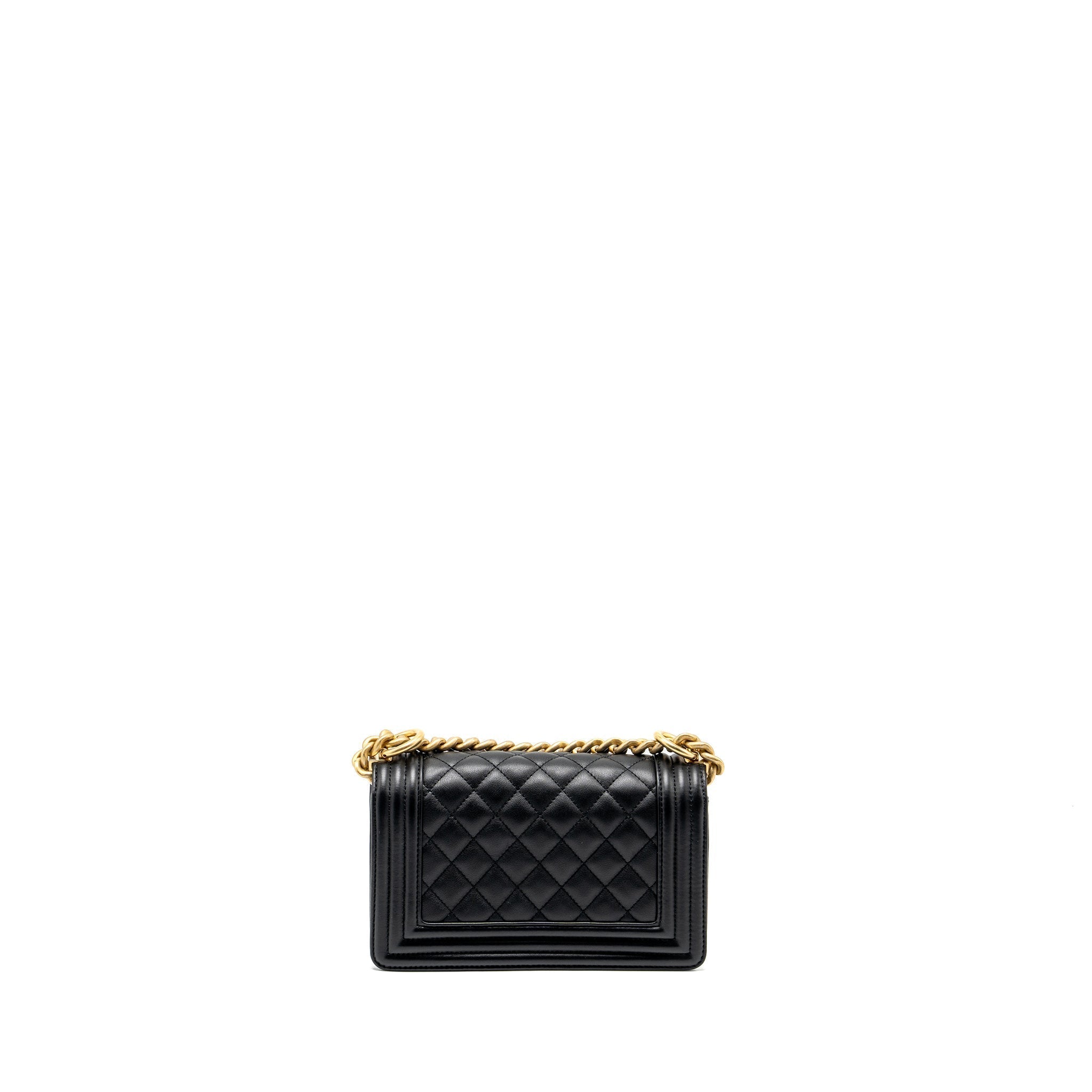 chanel-small-boy-bag-smooth-calfskin-black-ghwmicrochip