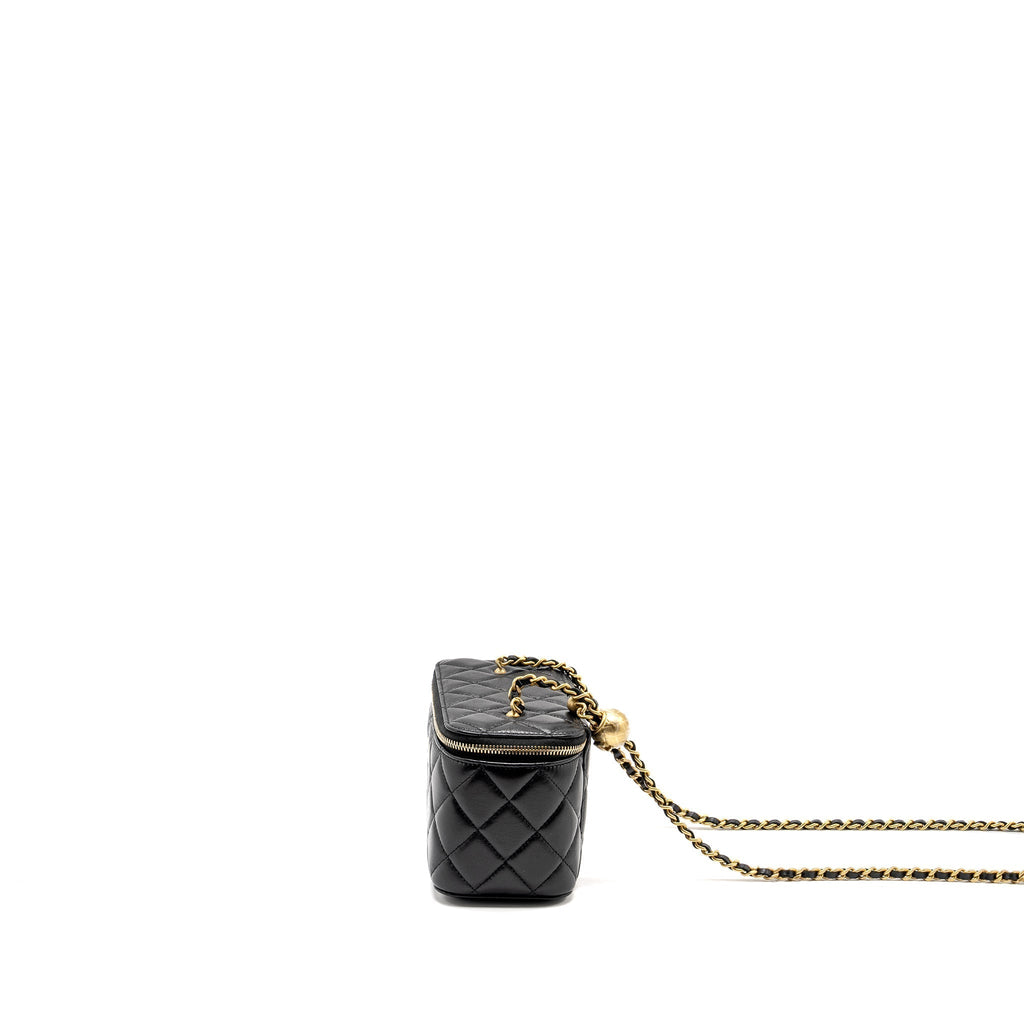 chanel-pearl-crush-long-vanity-case-lambskin-black-ghw-microchip-copy-1