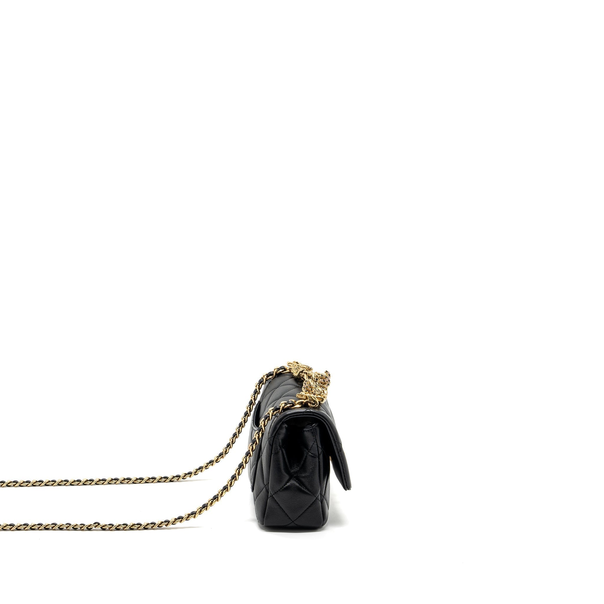 chanel-logo-chain-handle-flap-bag-lambskin-black-ghwmicrochip