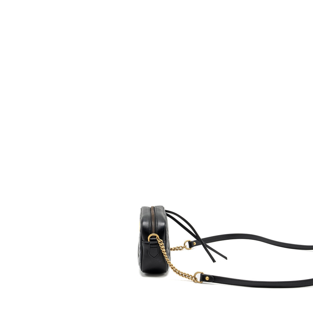 gucci-gg-marmont-matelasse-mini-camera-bag-calfskin-black-ghw