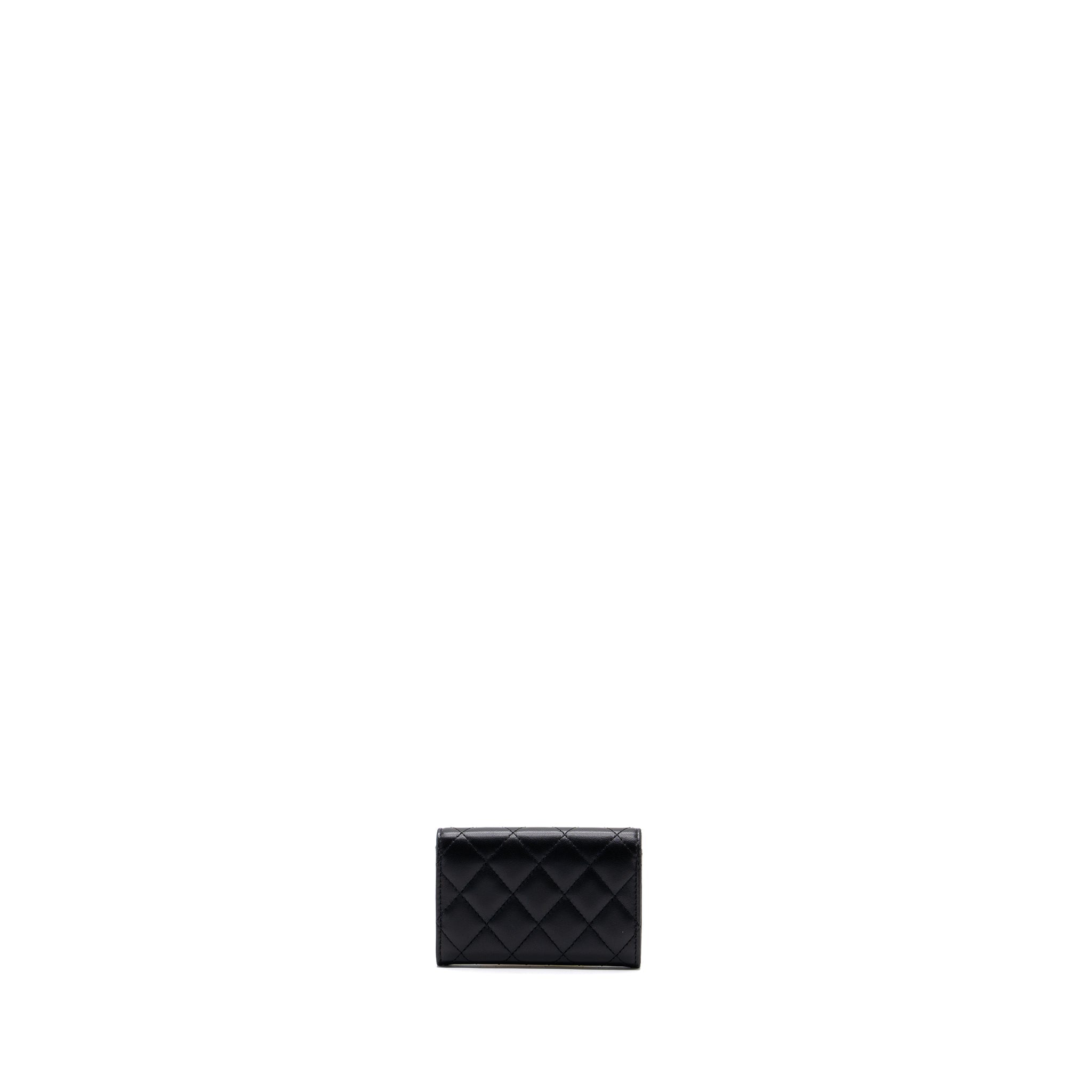 chanel-classic-flap-card-holder-lambskin-black-shw-1