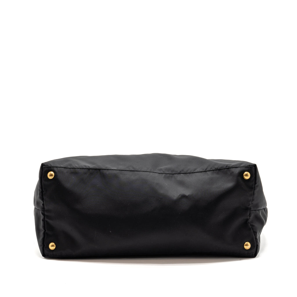 prada-re-edition-large-tessuto-tote-bag-re-nylon-saffiano-leather-black-ghw