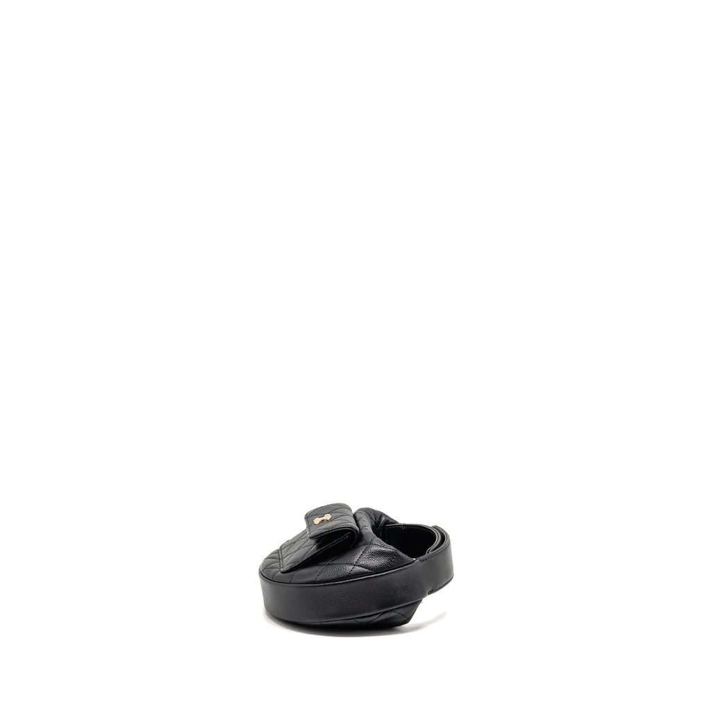 chanel-23b-round-clutch-caviar-black-lghwmicrochip