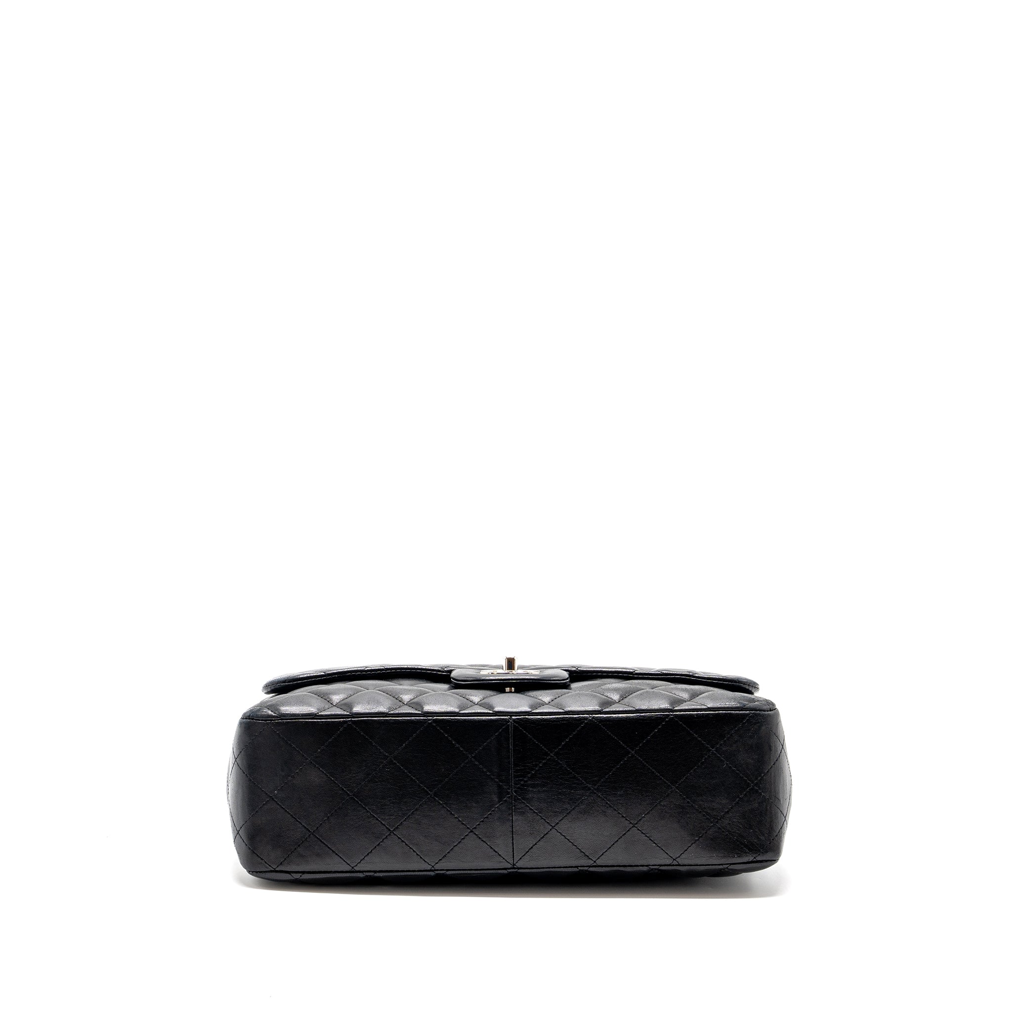 chanel-classic-jumbo-single-flap-bag-lambskin-black-shw