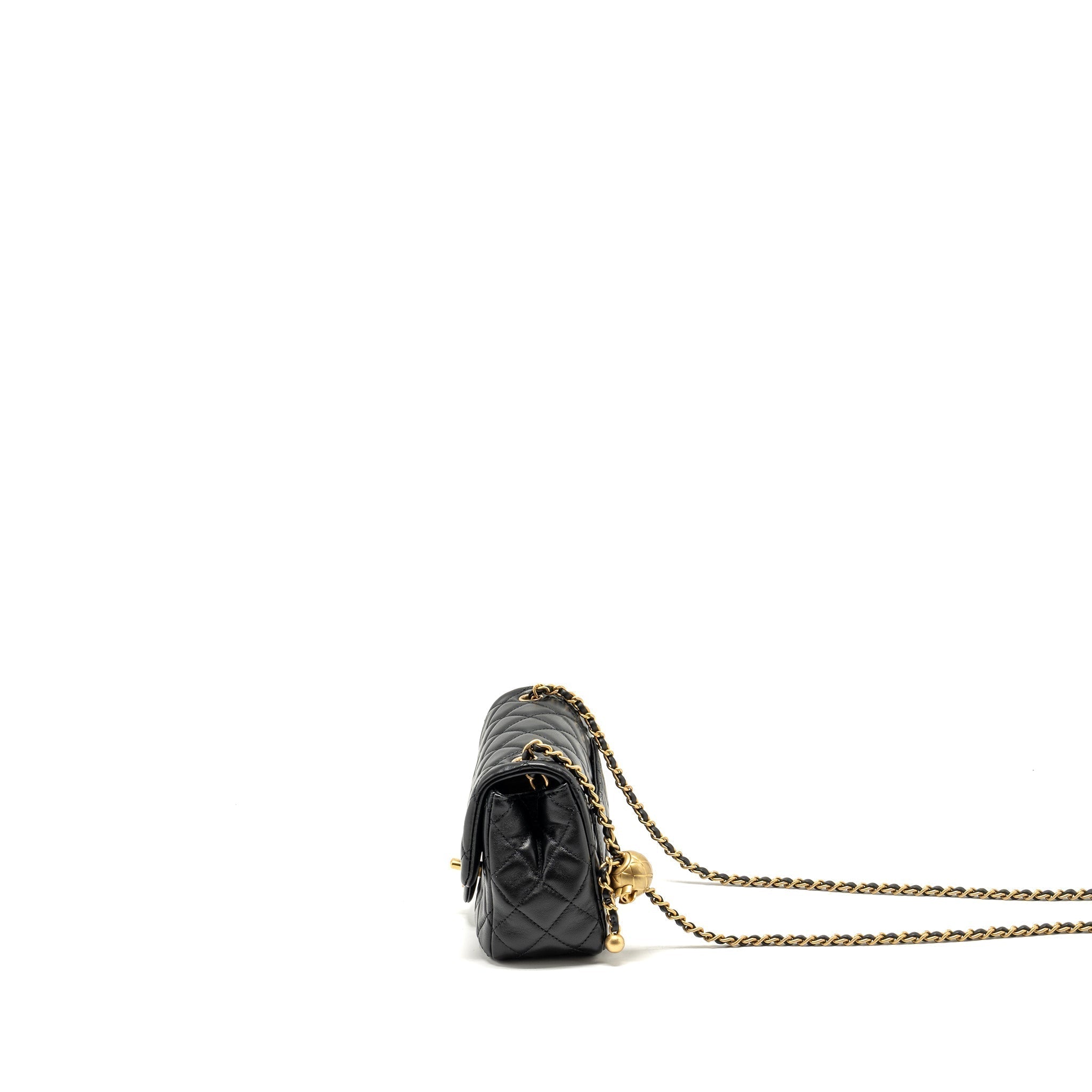 chanel-pearl-crush-mini-square-flap-bag-lambskin-black-ghwmicrochip-1