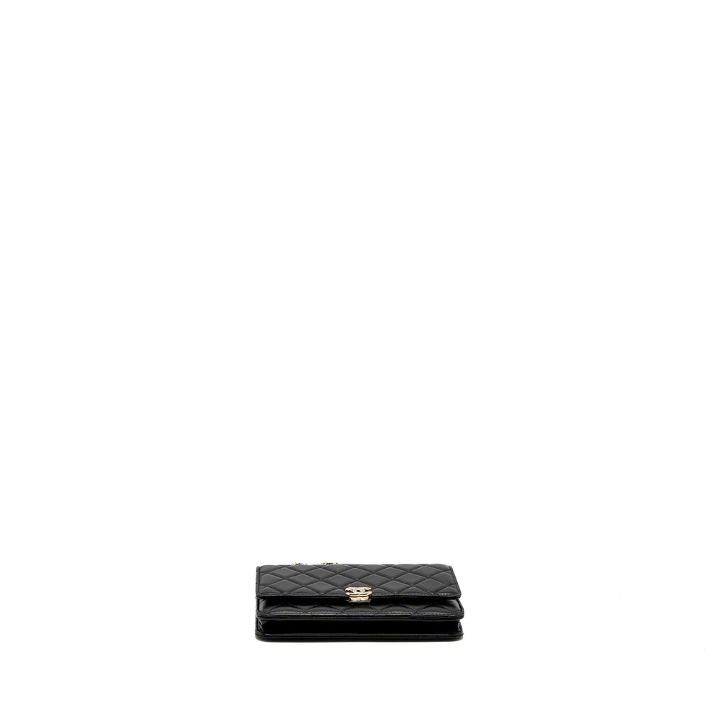 chanel-leather-top-handle-wallet-on-chain-lambskin-black-lghw-microchip