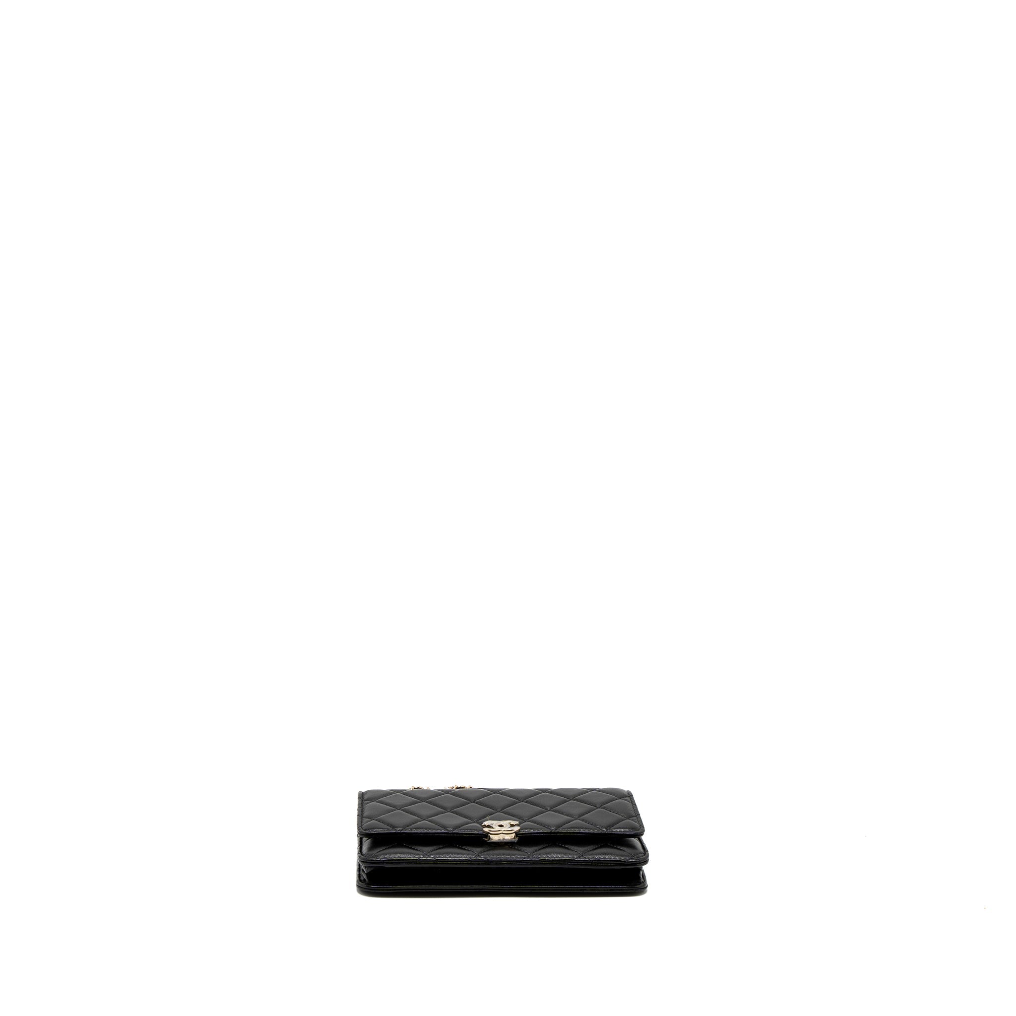 chanel-leather-top-handle-wallet-on-chain-lambskin-black-lghw-microchip