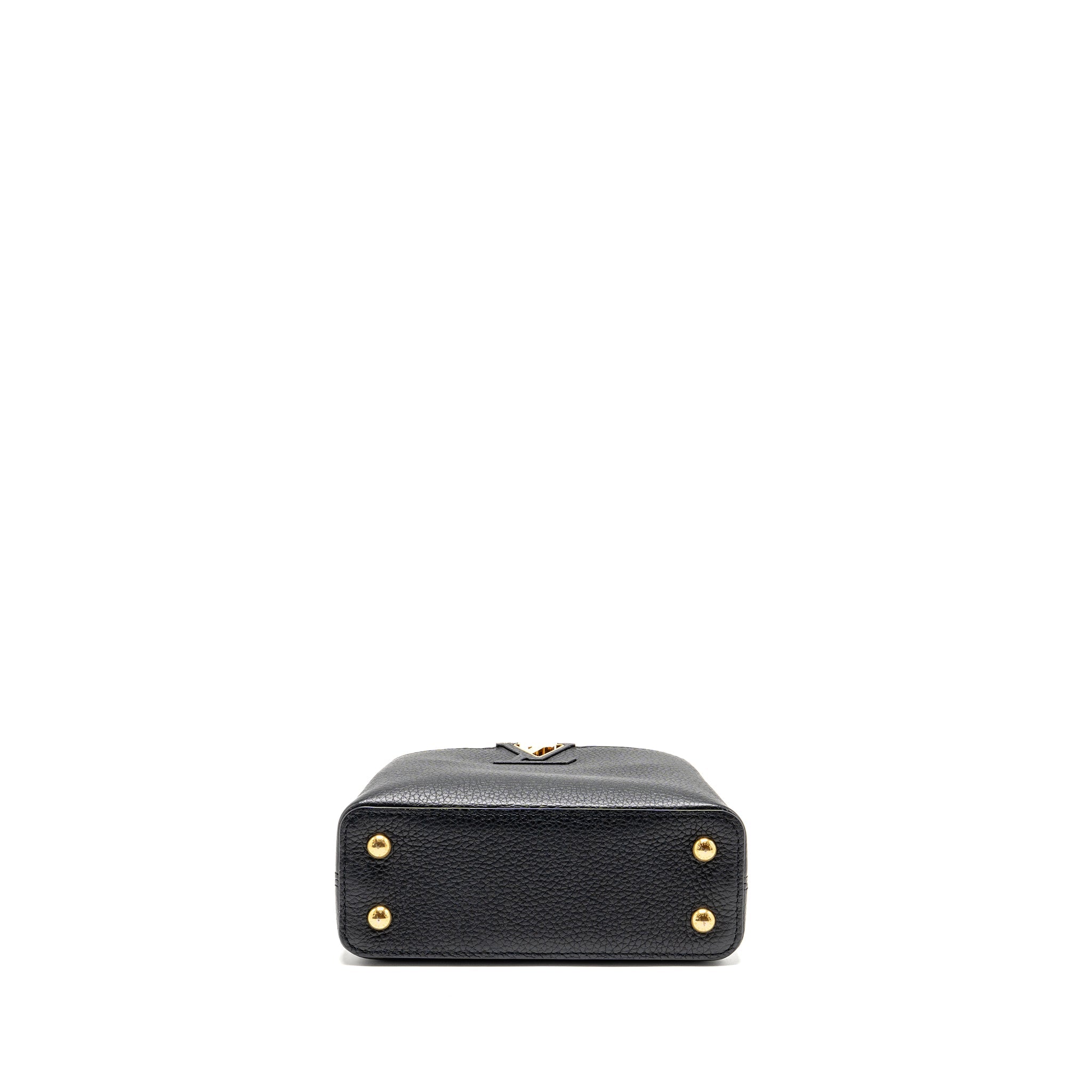 louis-vuitton-capucines-mini-taurillon-black-ghw-copy