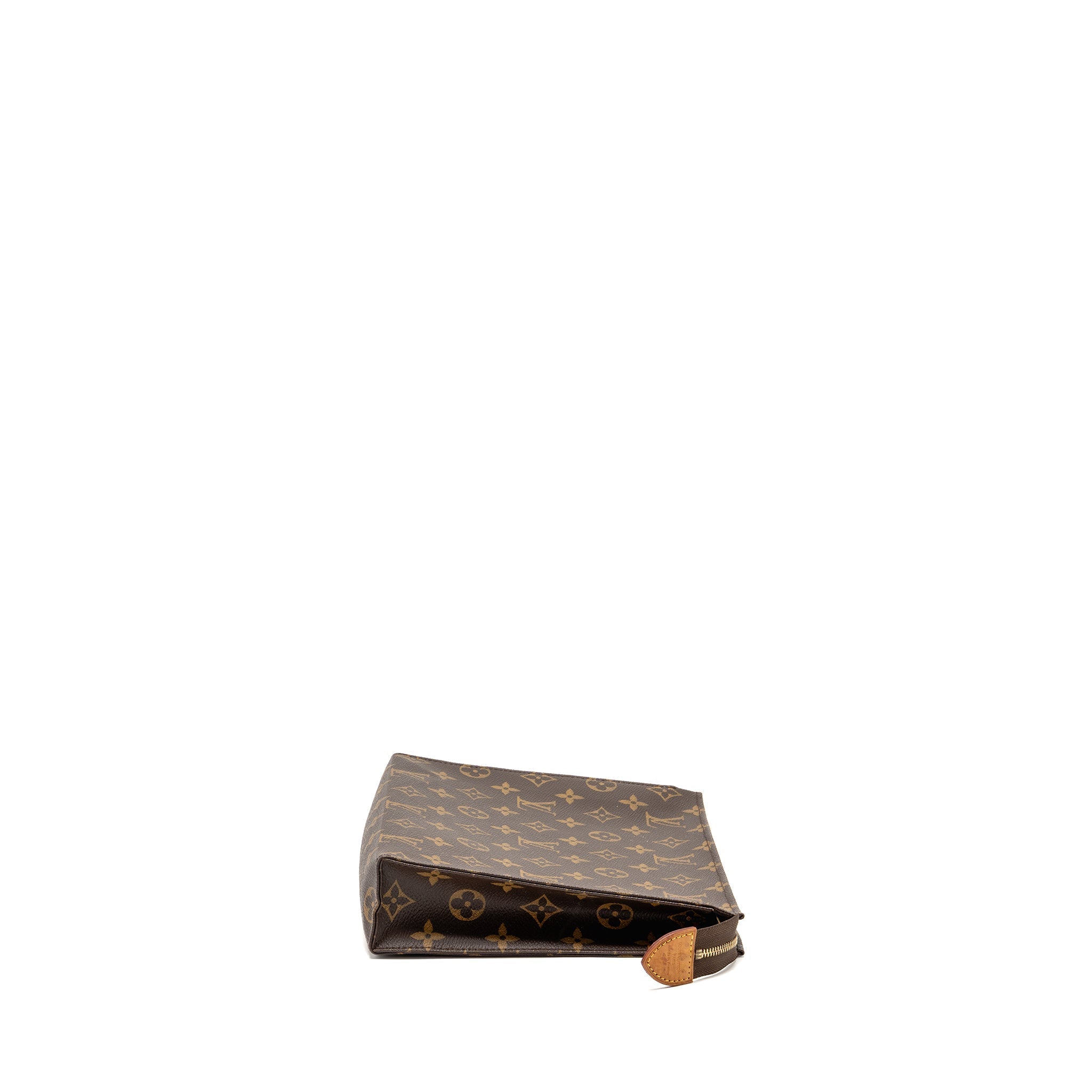 louis-vuitton-toiletry-pochette-26-monogram-canvas-ghw-16