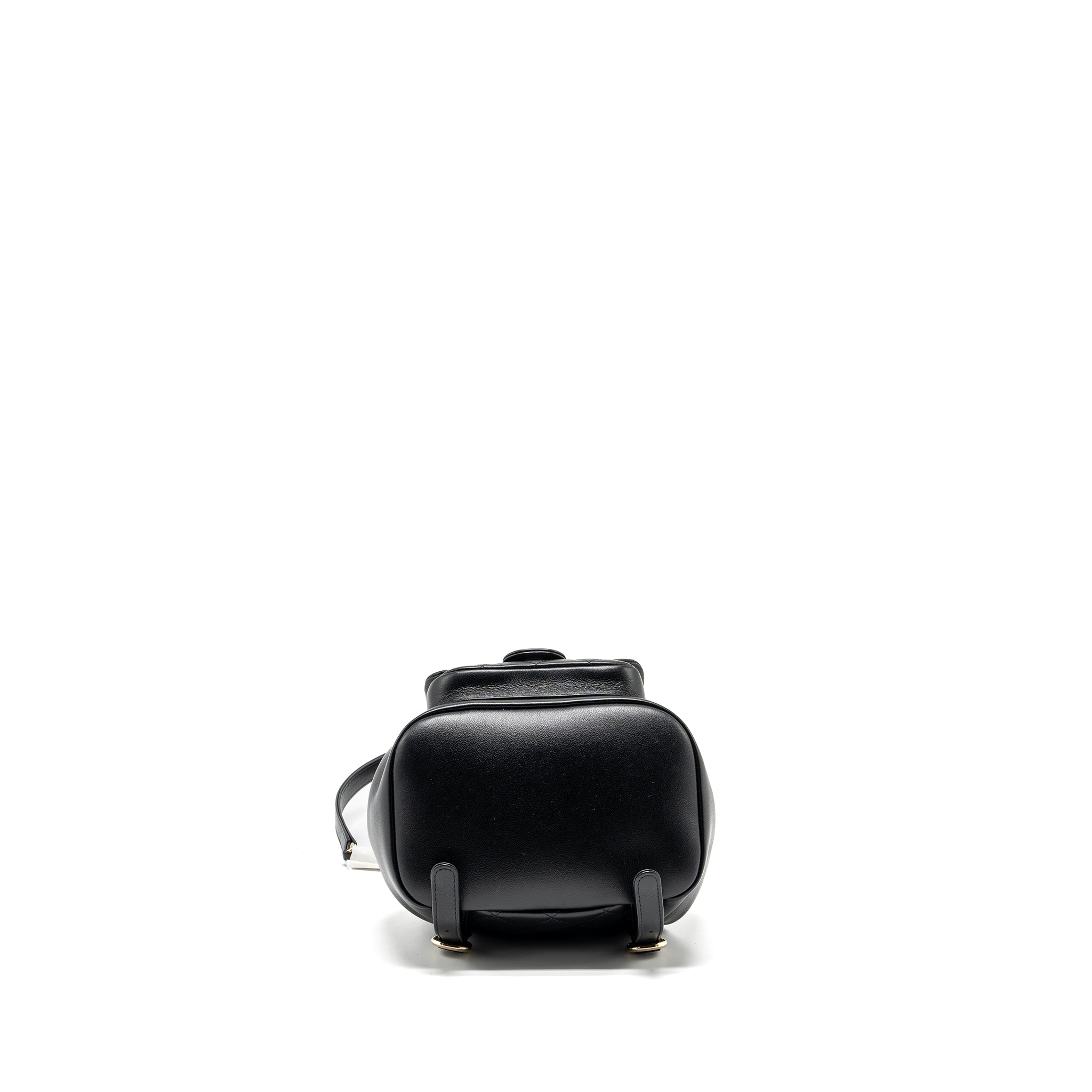 chanel-24p-small-duma-backpack-calfskin-black-lghw