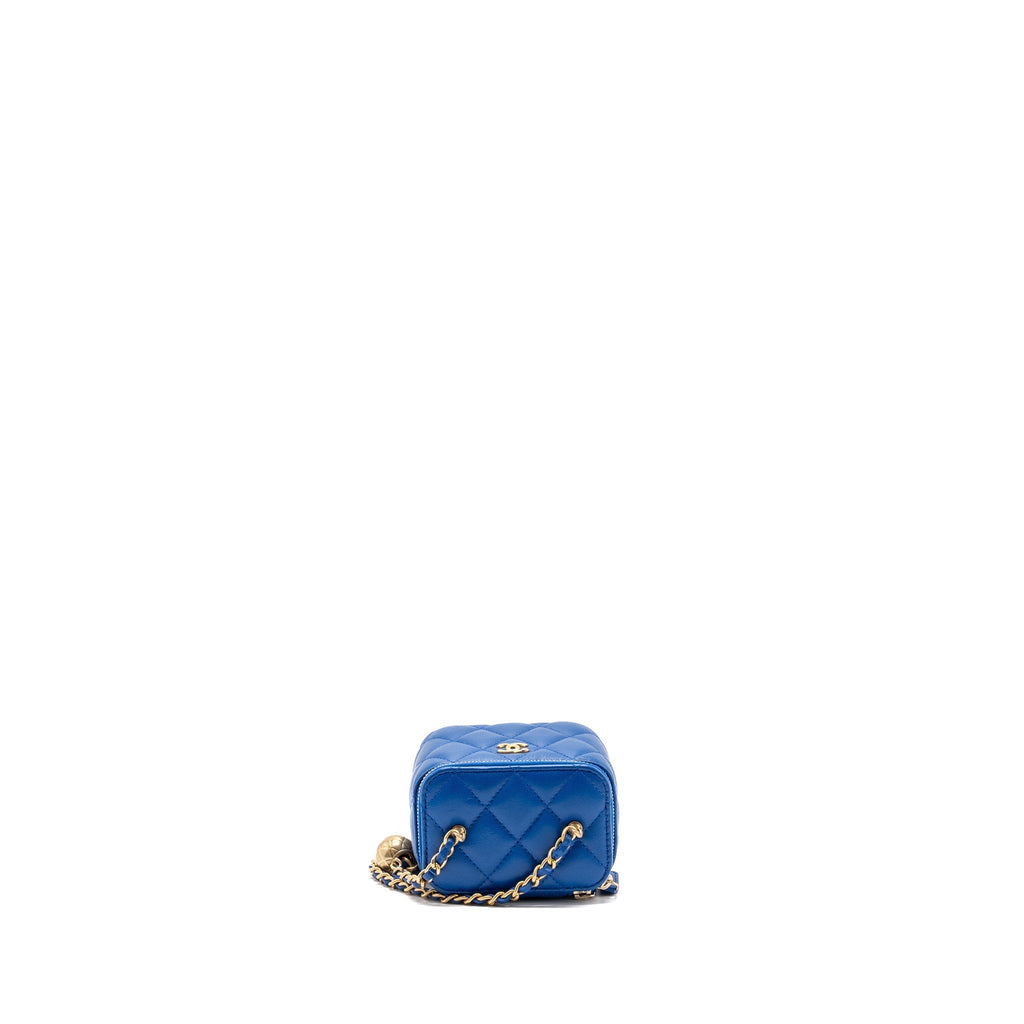 chanel-pearl-crush-mini-vanity-lambskin-blue-ghwmicrochip